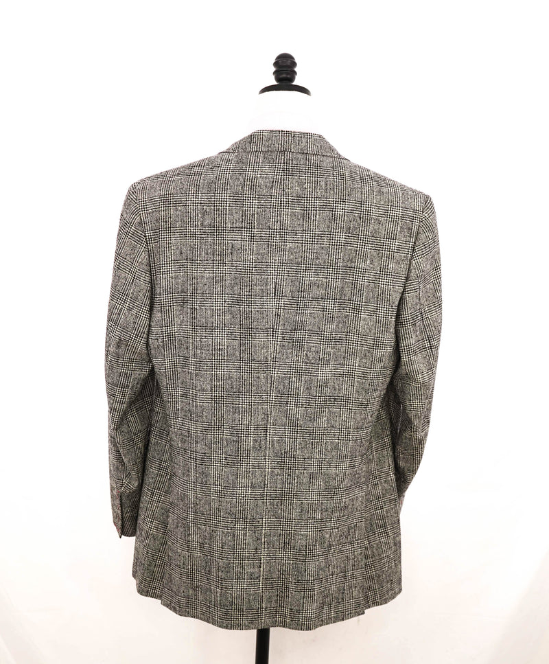 $4,000 ISAIA - Black & White Prince of Wales Check Wool Classic Suit - 46L