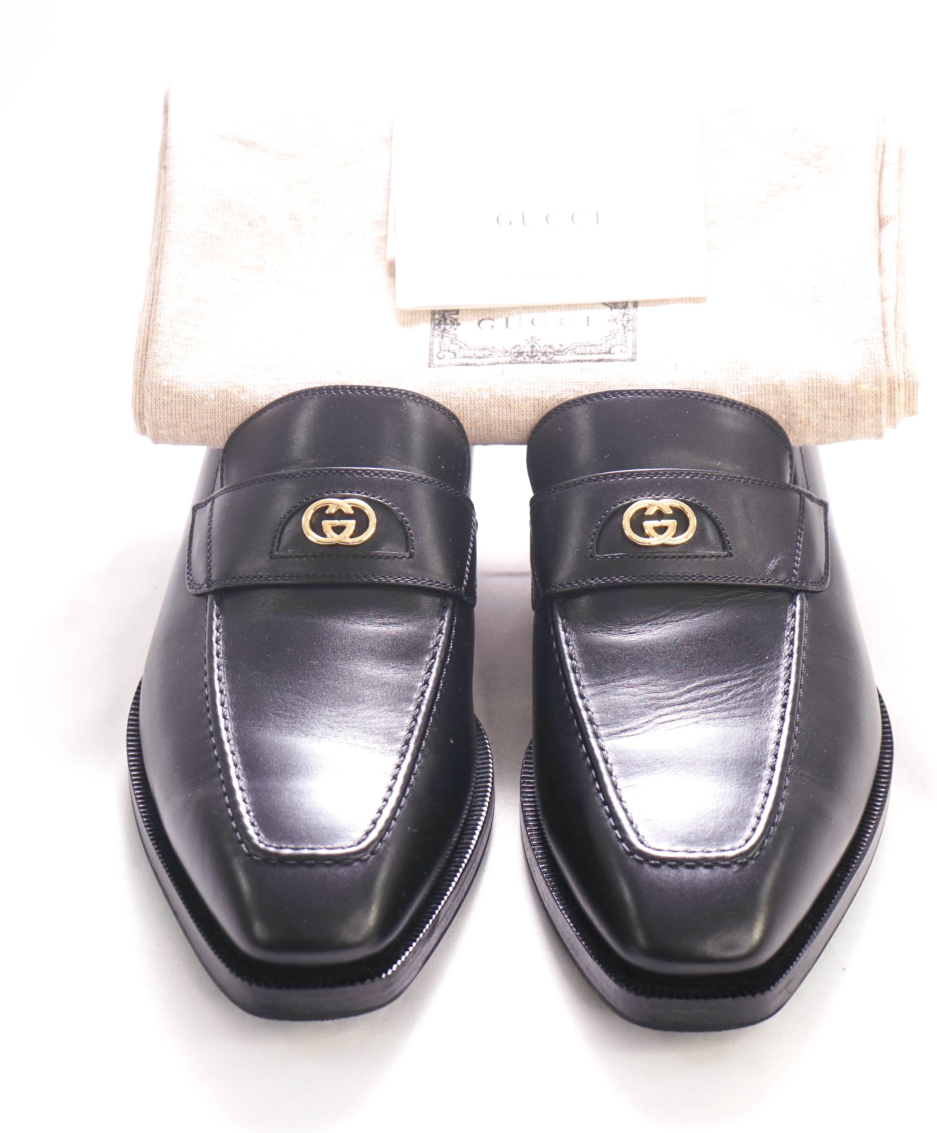 $1,050 GUCCI - "INTERLOCKING GG" Black Detail Leather Loafers - 8US (7.5G)