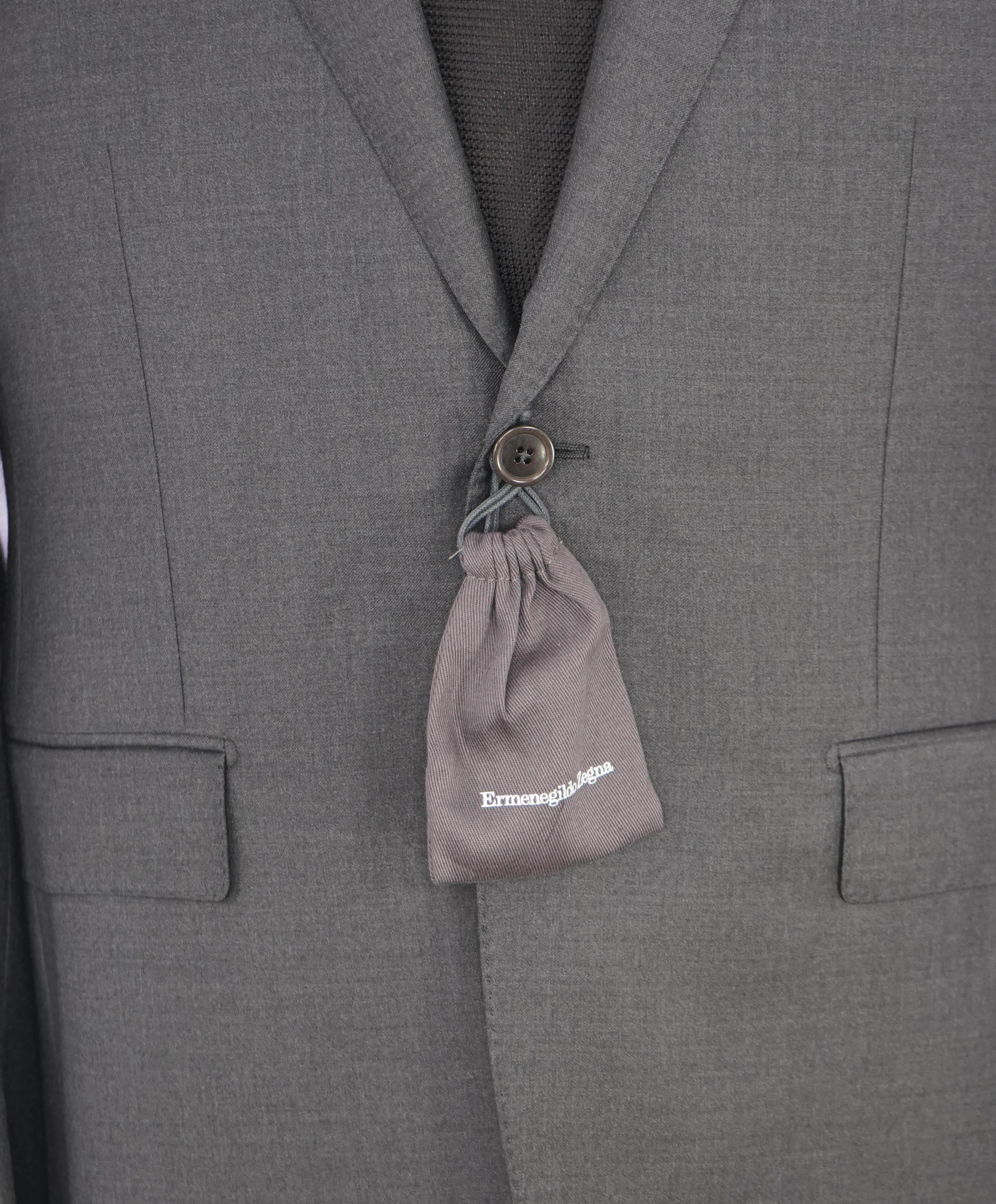 $3,250 ERMENEGILDO ZEGNA - "TROFEO"  Solid Gray Blazer - 40S