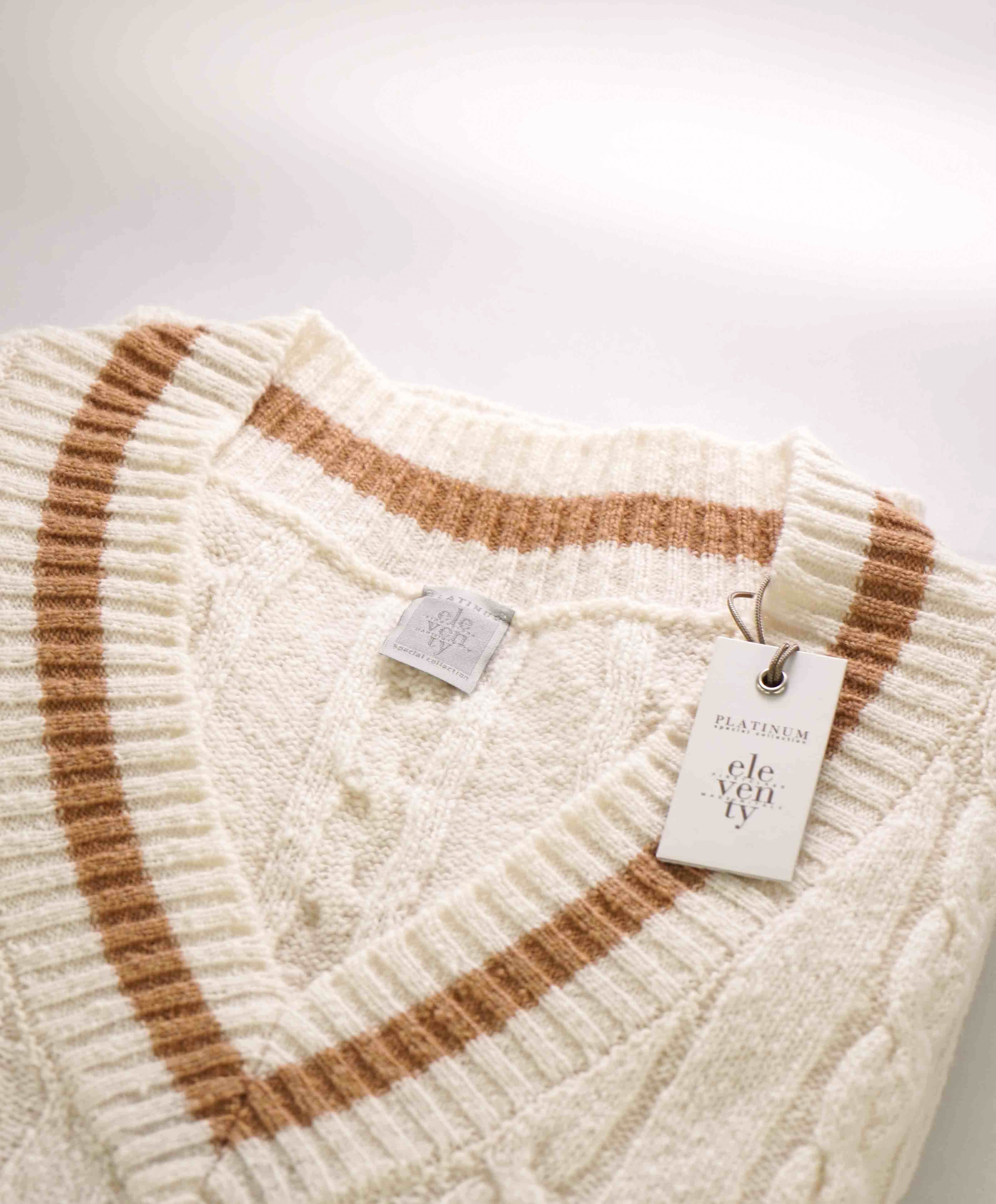 $545 ELEVENTY - Cable Knit WOOL/CASHMERE *CRICKET* Sweater Vest - X-Large