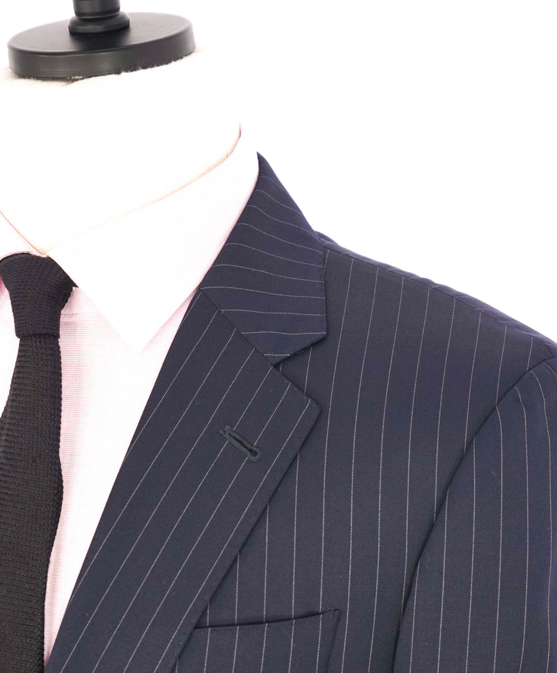 $1,895 ARMANI COLLEZIONI - Chalk Striped *G LINE* Notch Lapel Suit - 42R