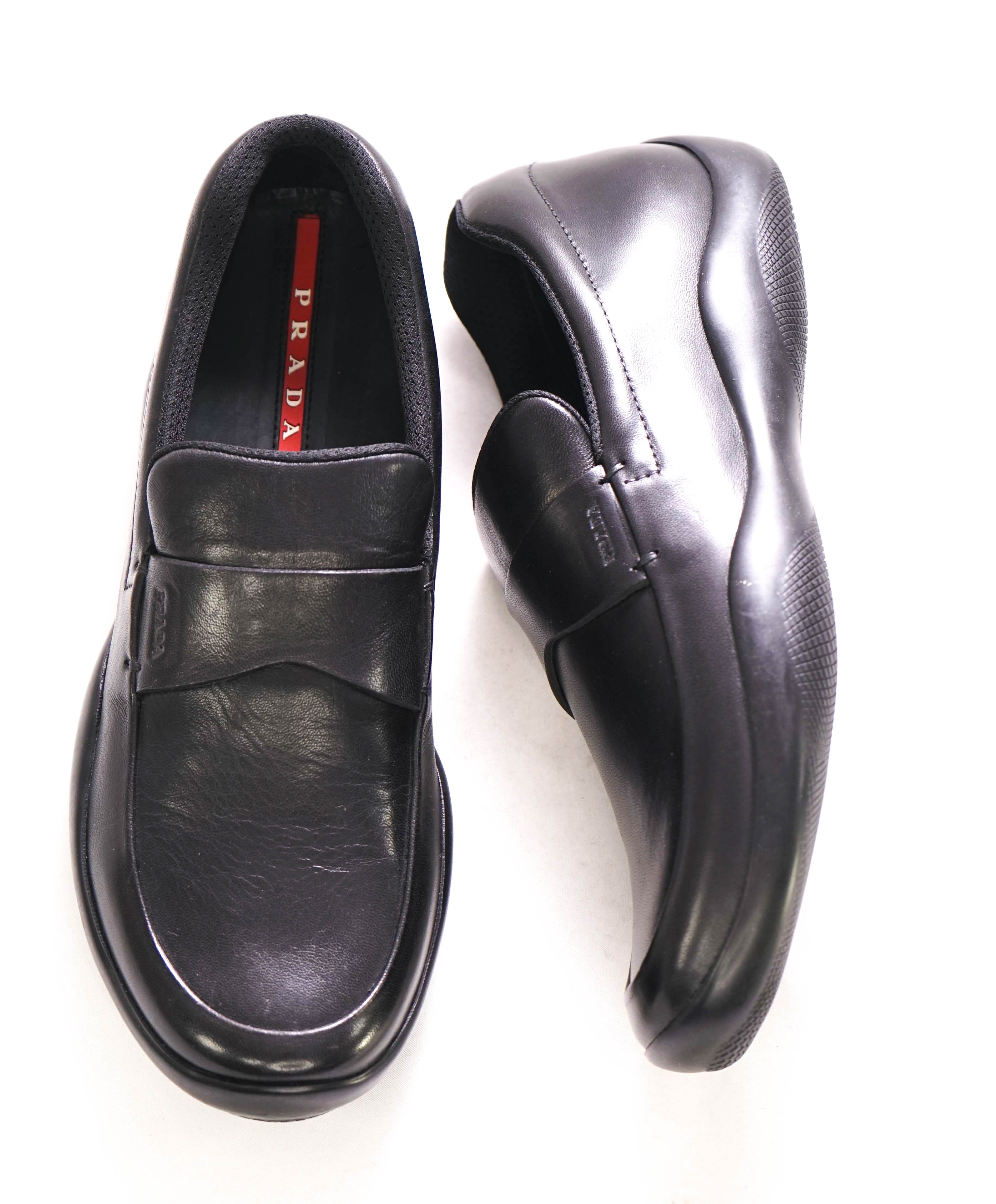 $850 PRADA - *LINEA ROSSA* Black Slip On Logo Vamp Loafer - 7 US (6 Prada)