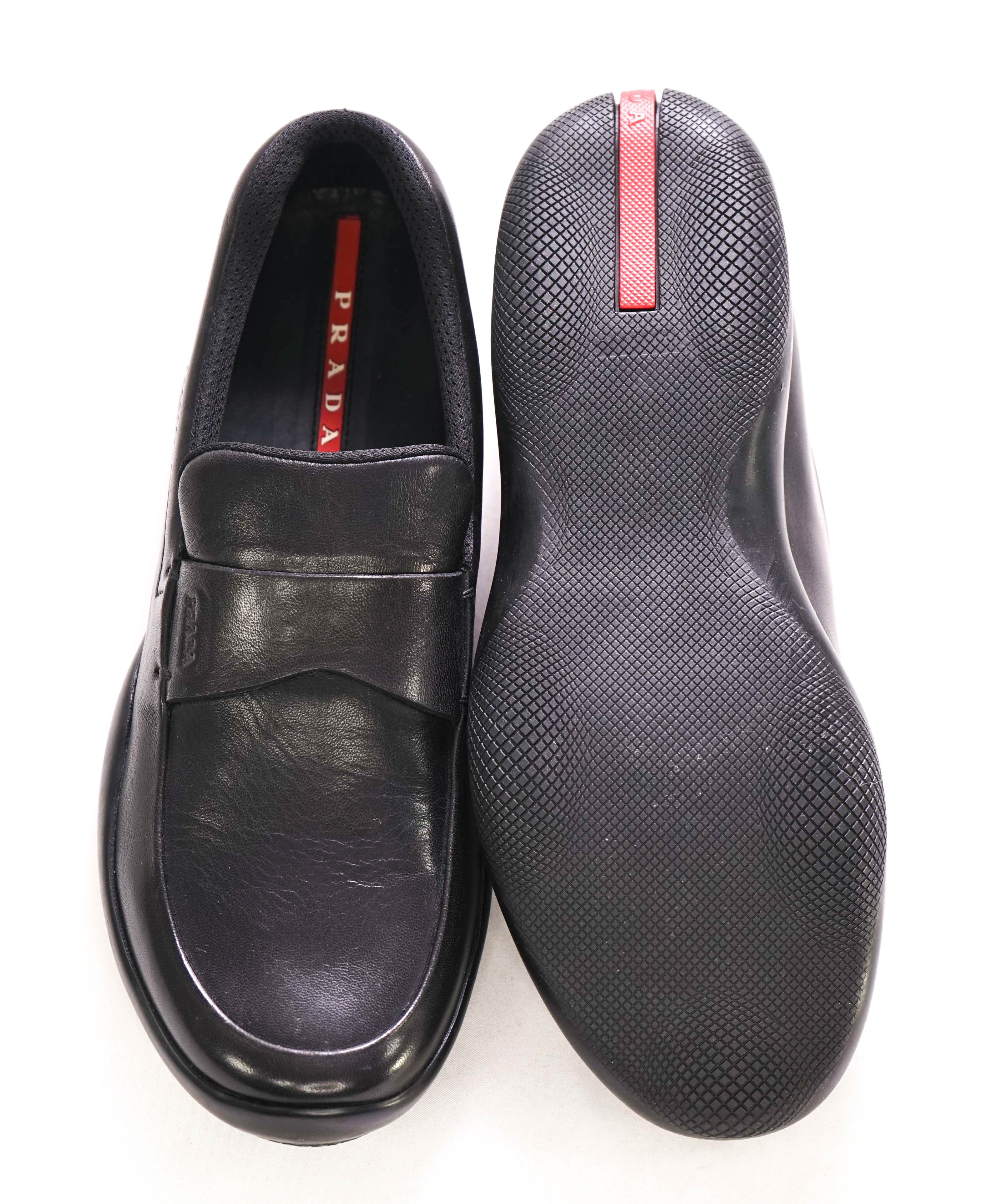 $850 PRADA - *LINEA ROSSA* Black Slip On Logo Vamp Loafer - 7 US (6 Prada)