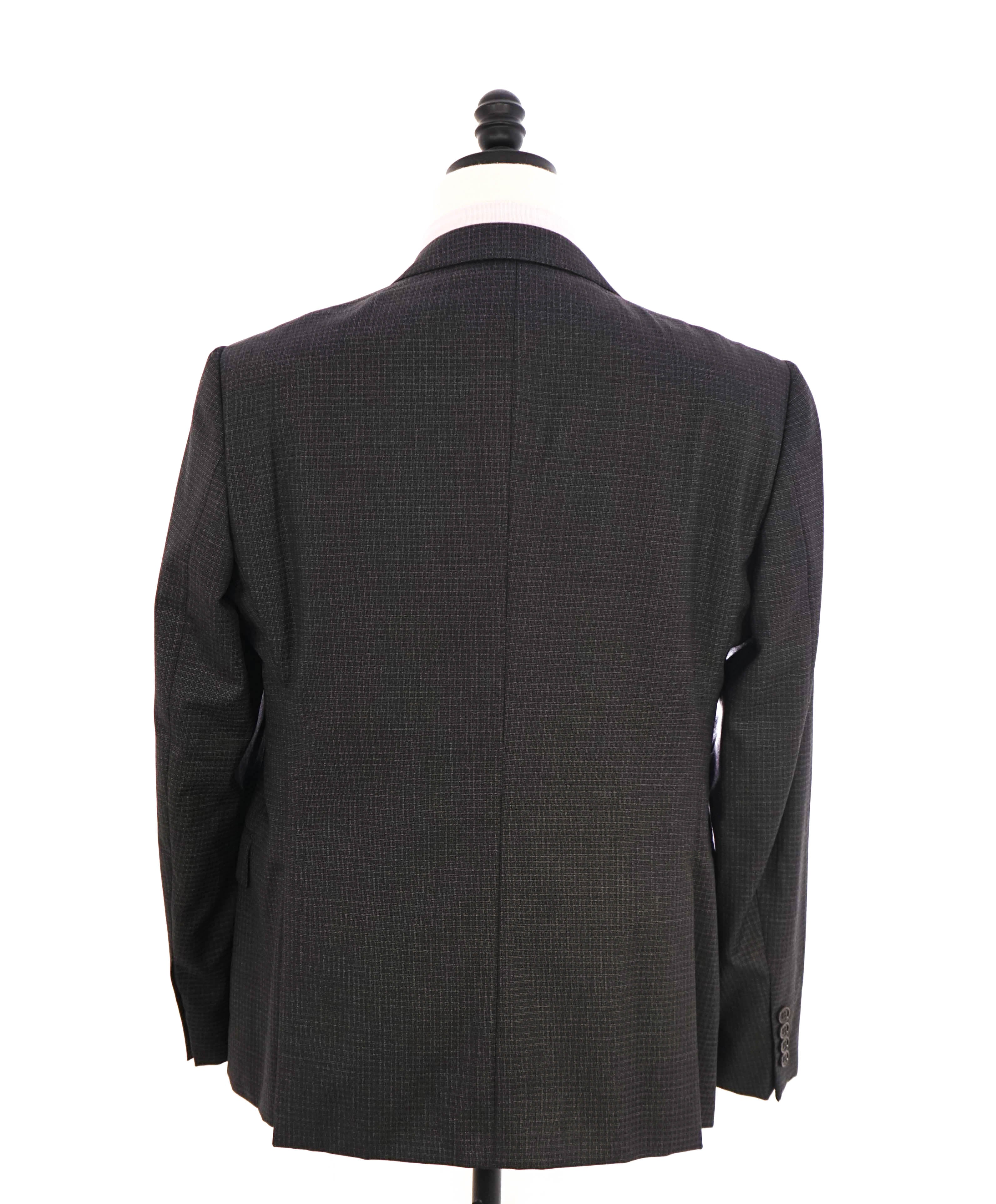 $2,000 ARMANI COLLEZIONI - “M Line” Micro-Check Basket Weave Gray Suit - 42S