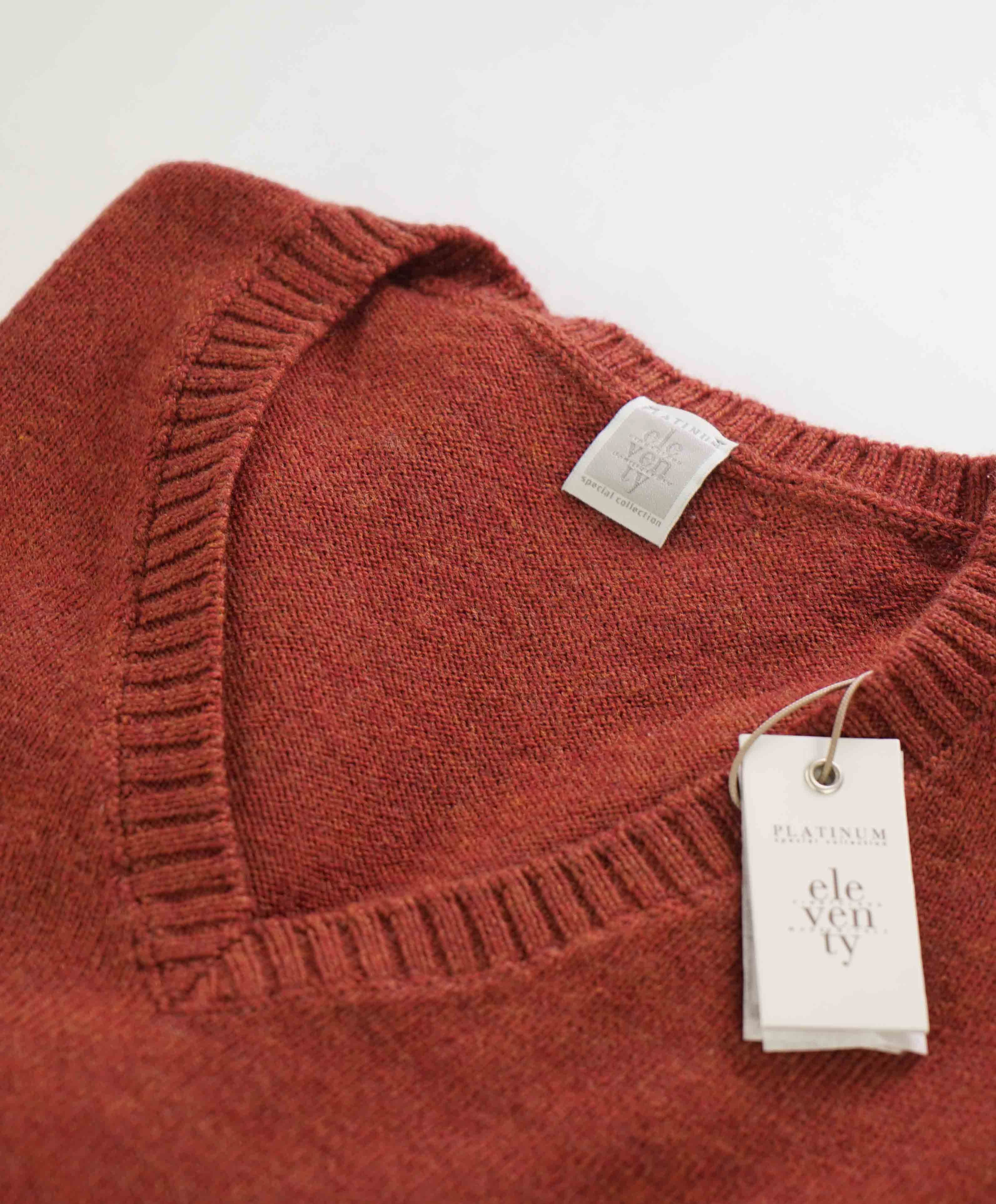 $545 ELEVENTY - Rust Orange Pure Wool V-Neck Sweater - XL