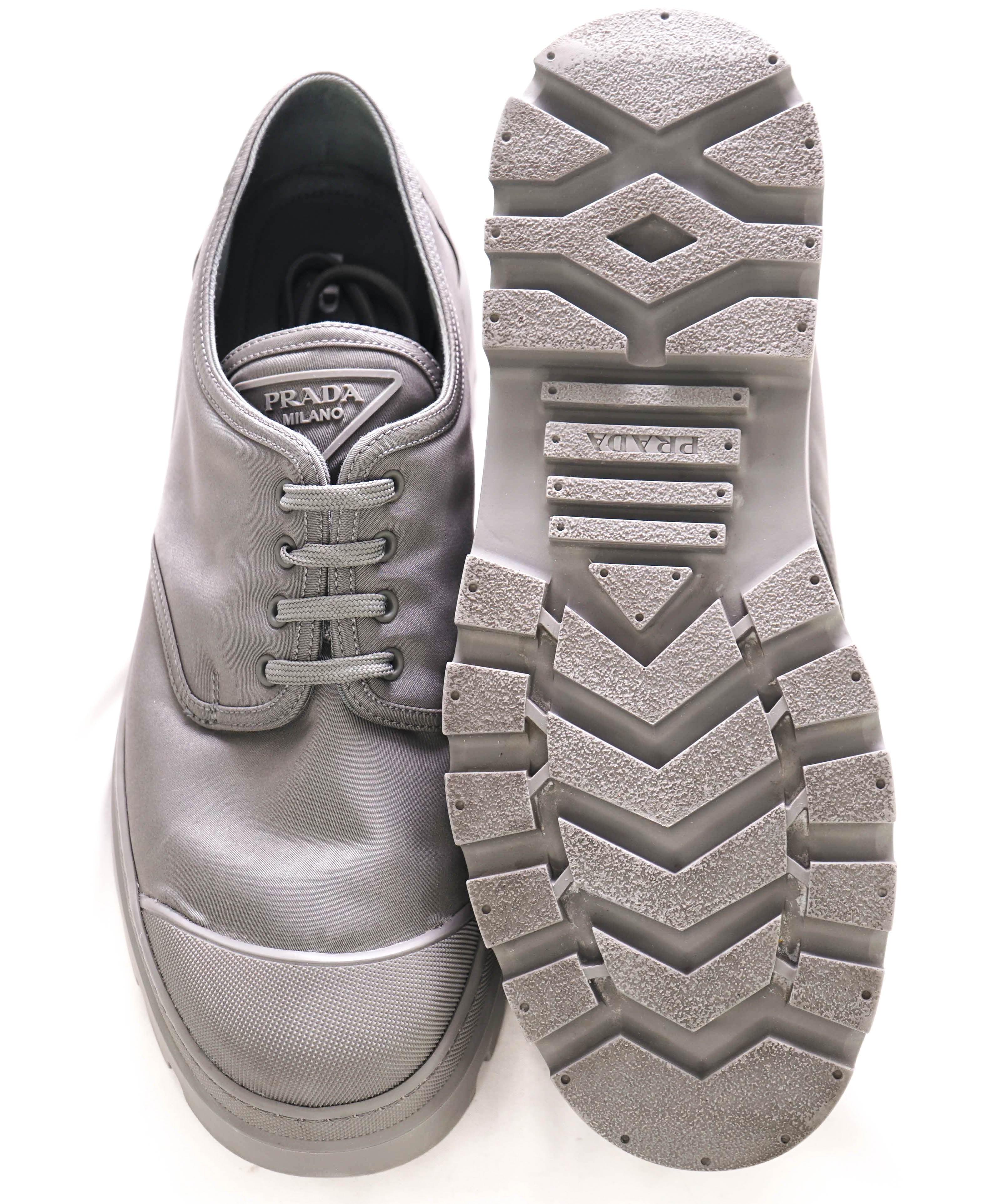 $1,150 PRADA - Neutral Logo Sneaker Oxfords Lug Sole Shoe - 11.5 US (10.5 Prada)