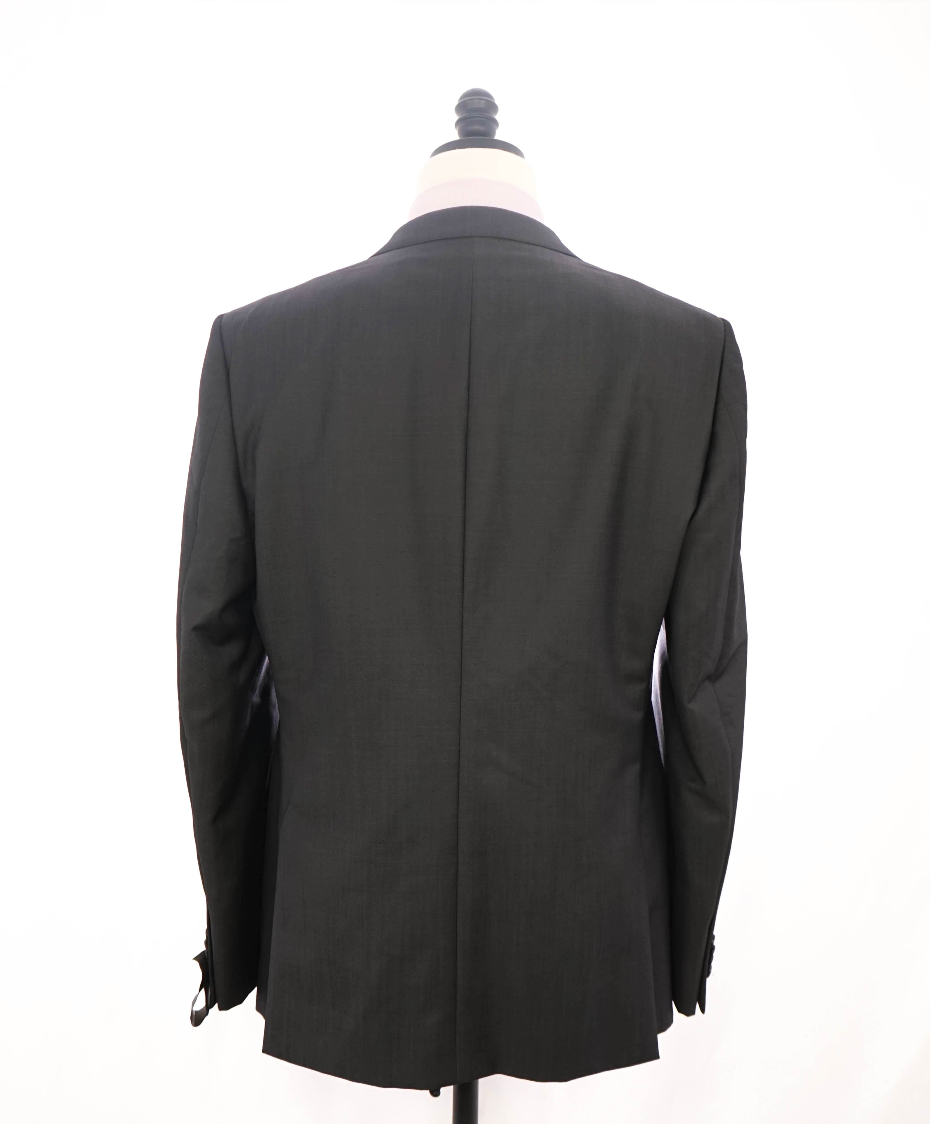 Z ZEGNA - MOHAIR/WOOL Blend Gray Slim Wool Suit - 46R