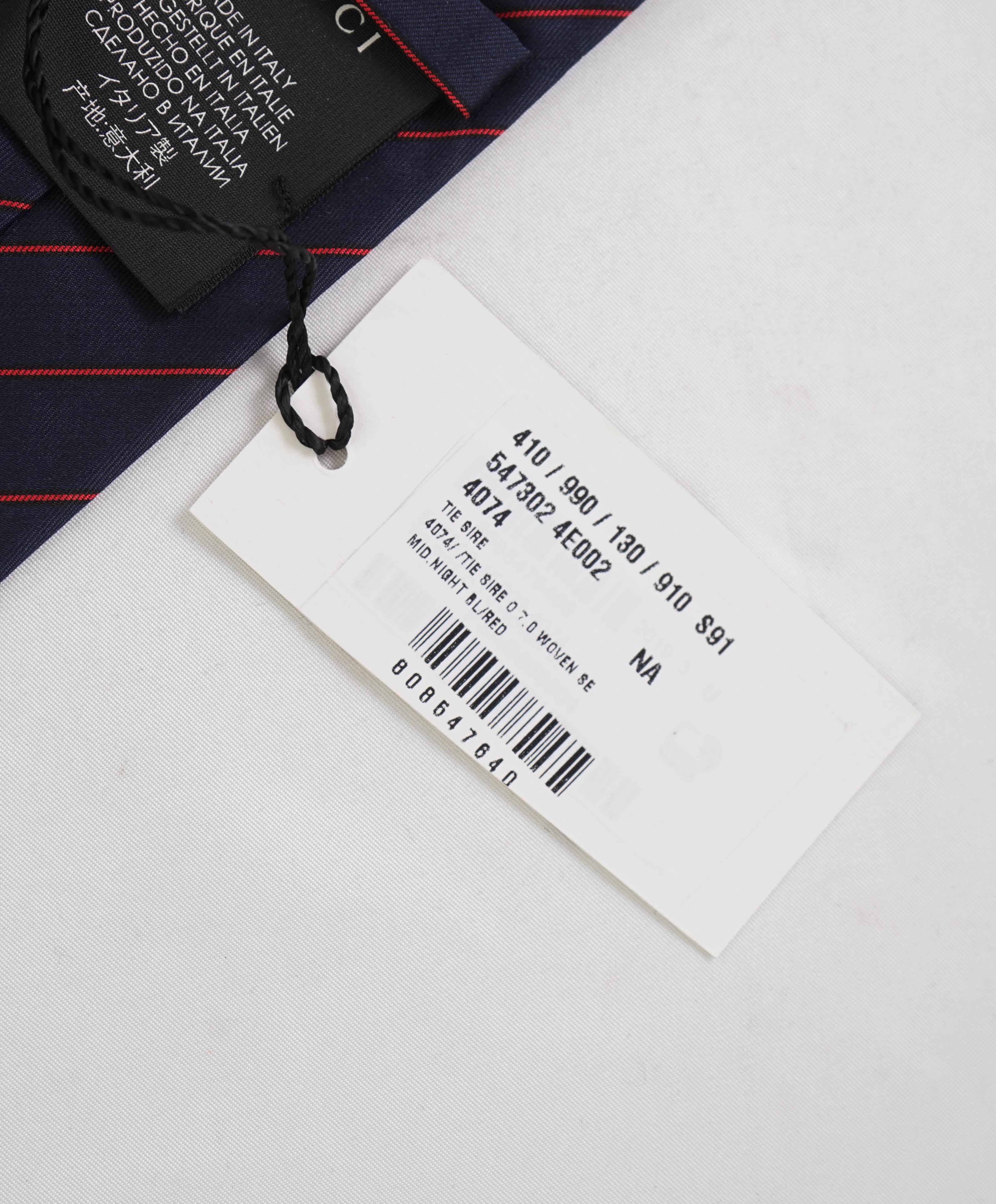 $240 BURBERRY - Navy & Red GG Logo Stripe Slim Tie 2.75" - N/A