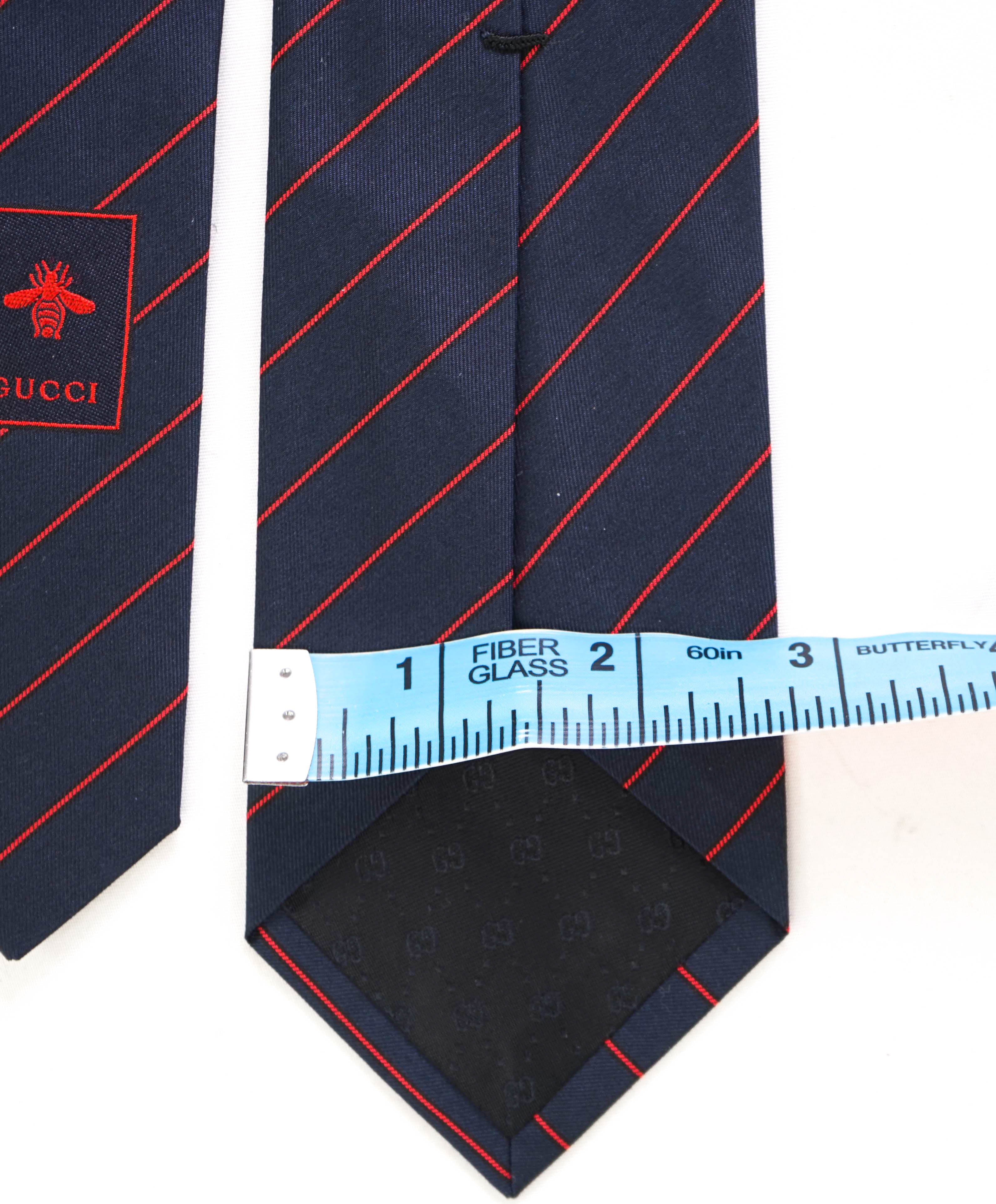 $240 BURBERRY - Navy & Red GG Logo Stripe Slim Tie 2.75" - N/A