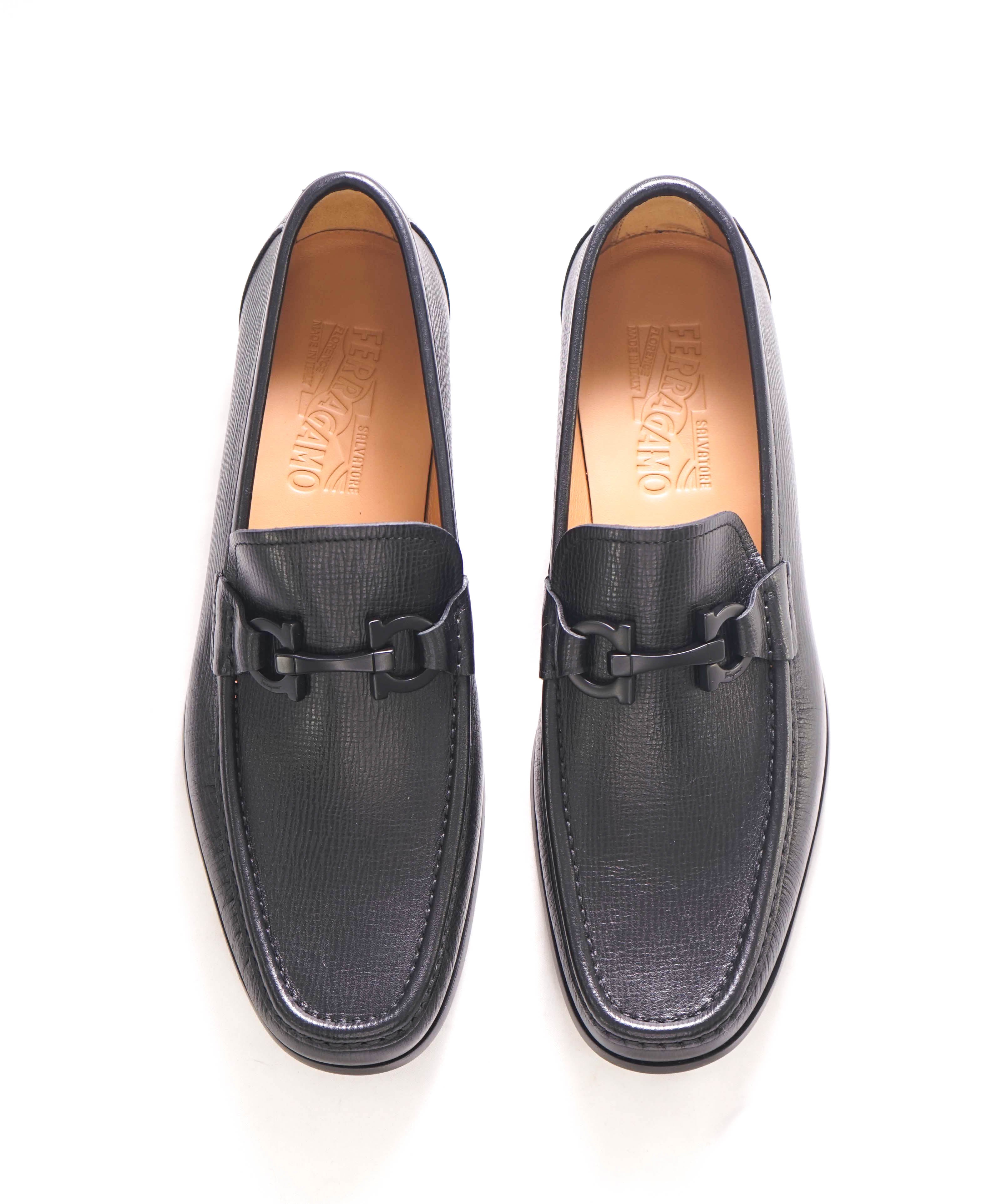 $850 SALVATORE FERRAGAMO - “GRANDIOSO 2" Gancini Bit Loafer Black Leather - 8 EE