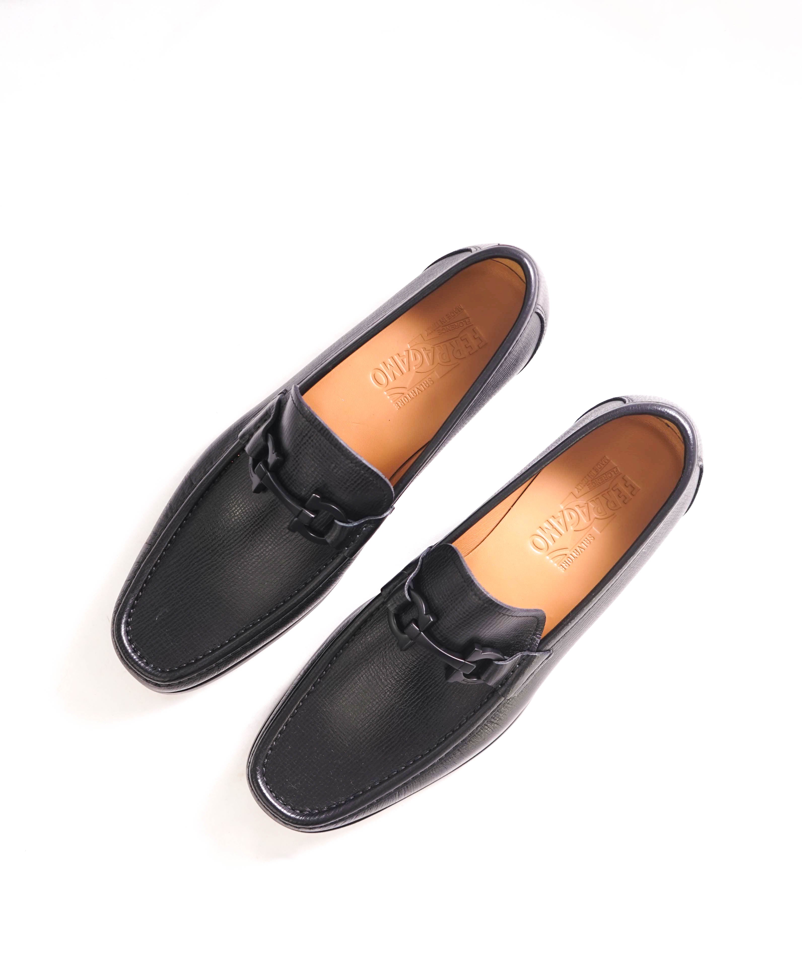 $850 SALVATORE FERRAGAMO - “GRANDIOSO 2" Gancini Bit Loafer Black Leather - 8 EE