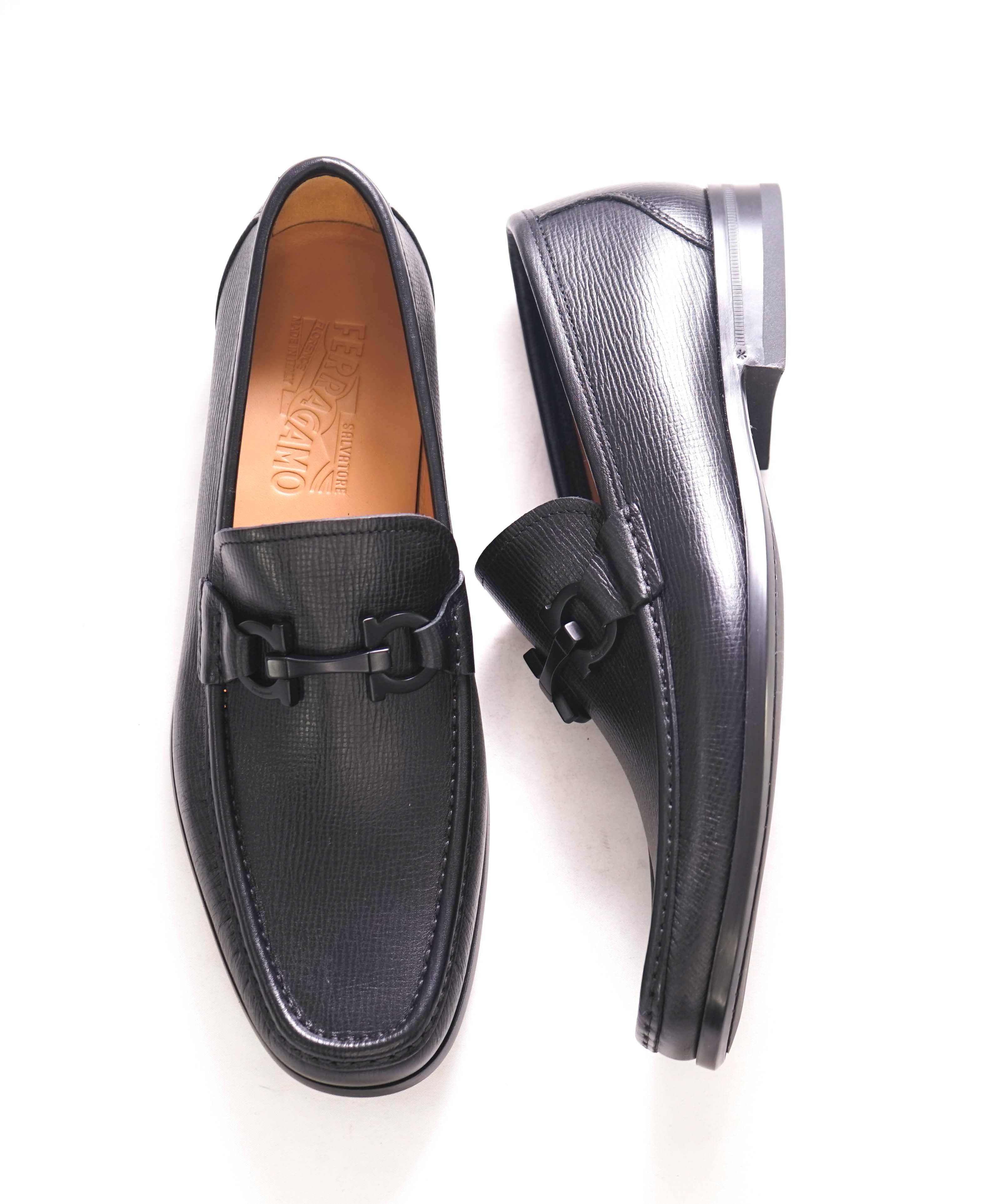 $850 SALVATORE FERRAGAMO - “GRANDIOSO 2" Gancini Bit Loafer Black Leather - 8 EE