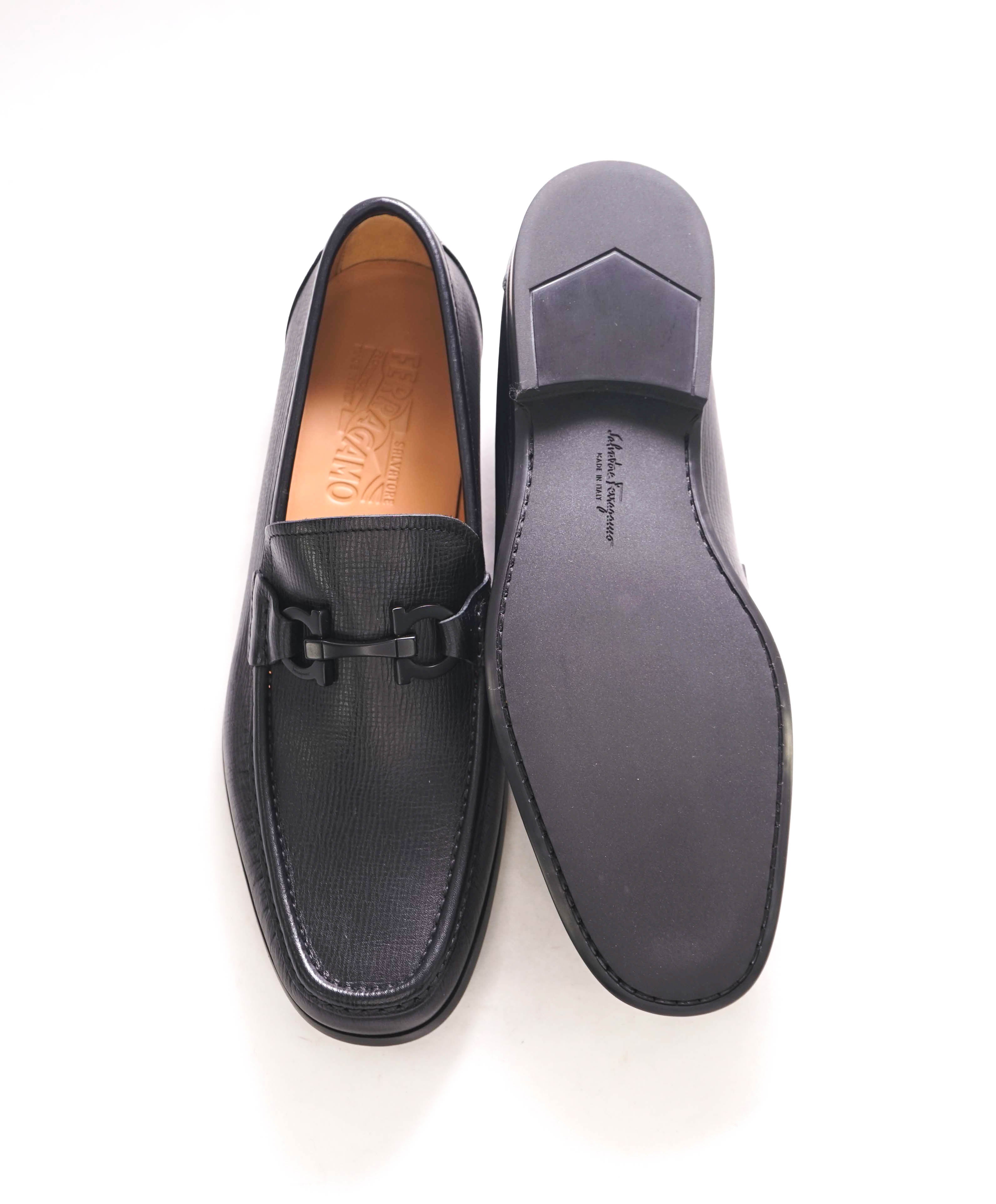 $850 SALVATORE FERRAGAMO - “GRANDIOSO 2" Gancini Bit Loafer Black Leather - 8 EE