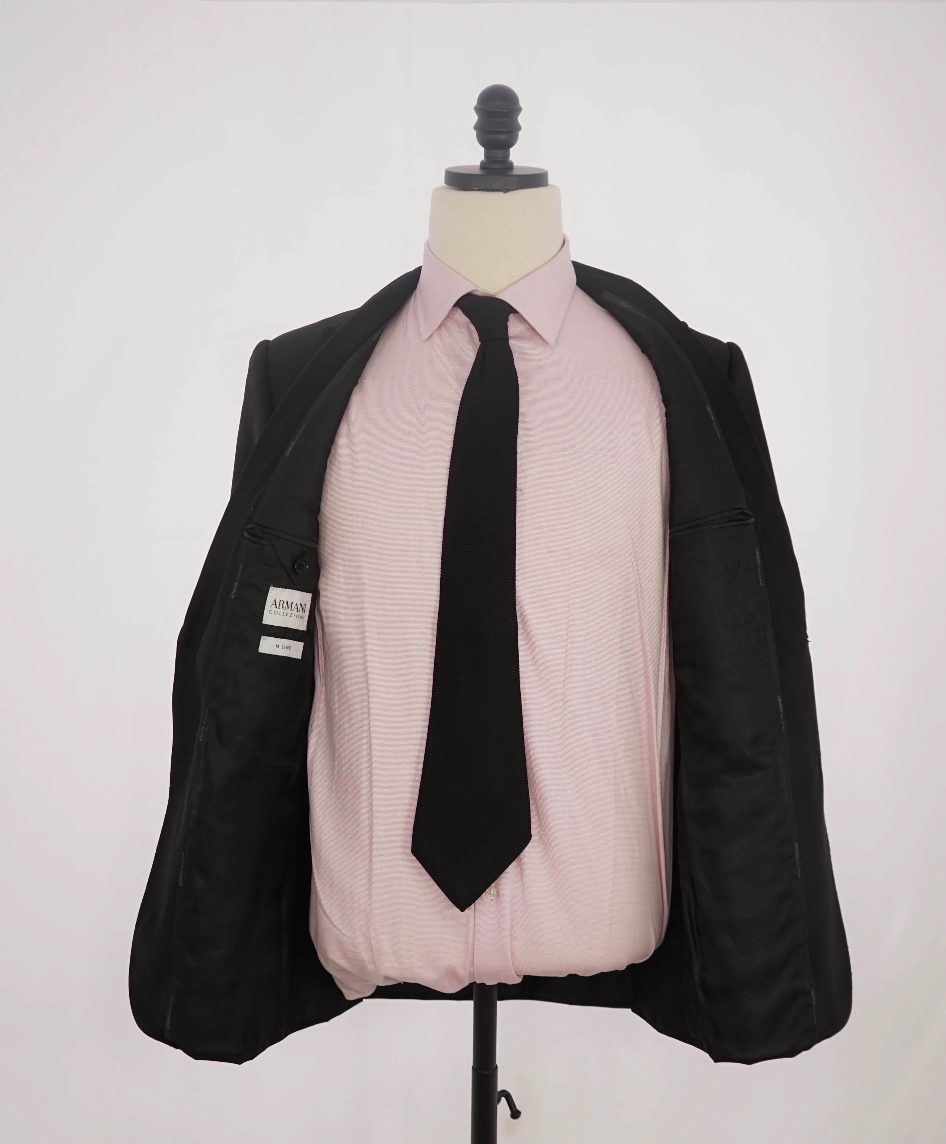 ARMANI COLLEZIONI - "M Line" Black Slim 2-Button Tuxedo Peak Lapels - 38R