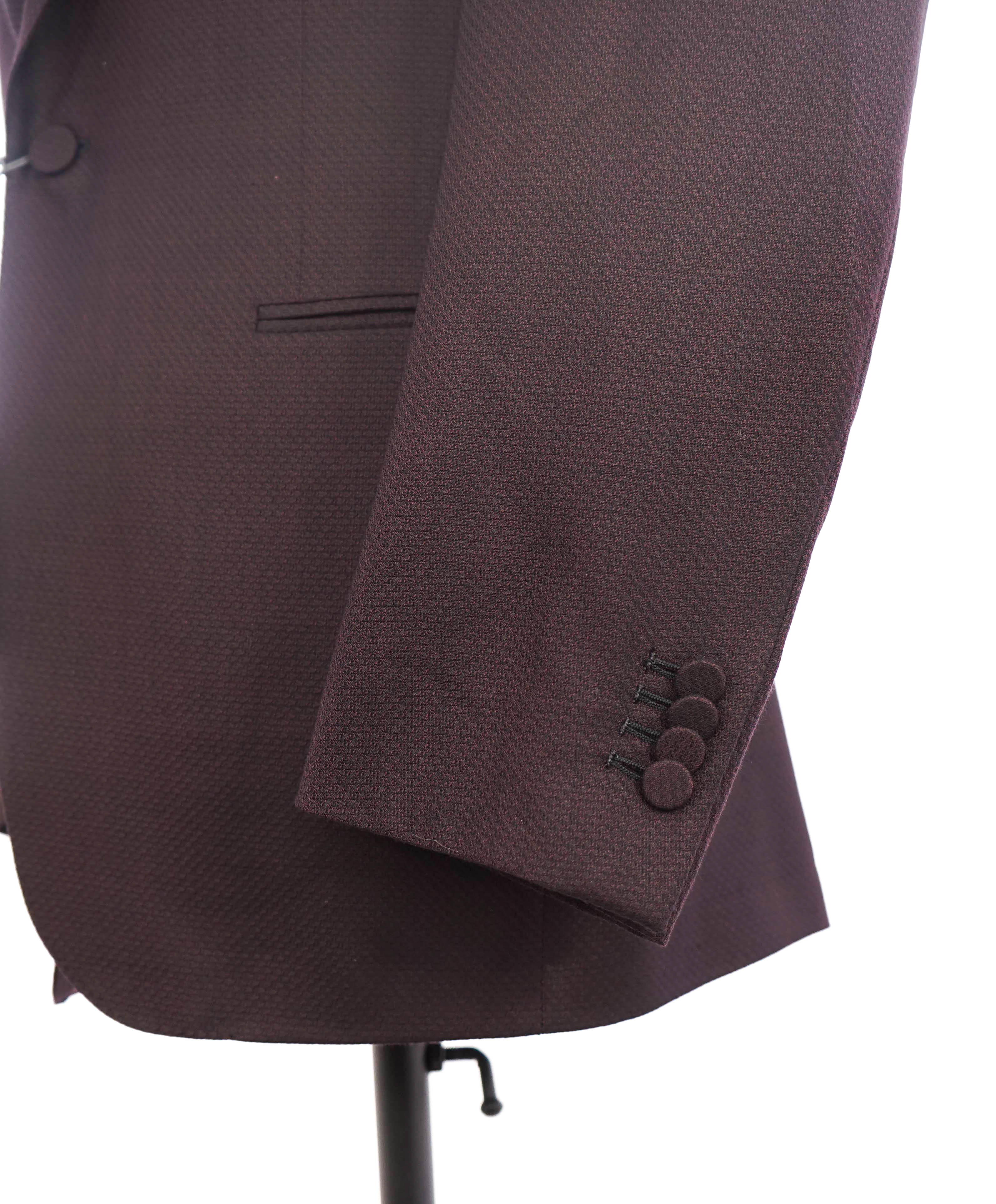 $2,995 ERMENEGILDO ZEGNA - PEAK LAPEL Burgundy Dinner Jacket 1-Piece - 40R