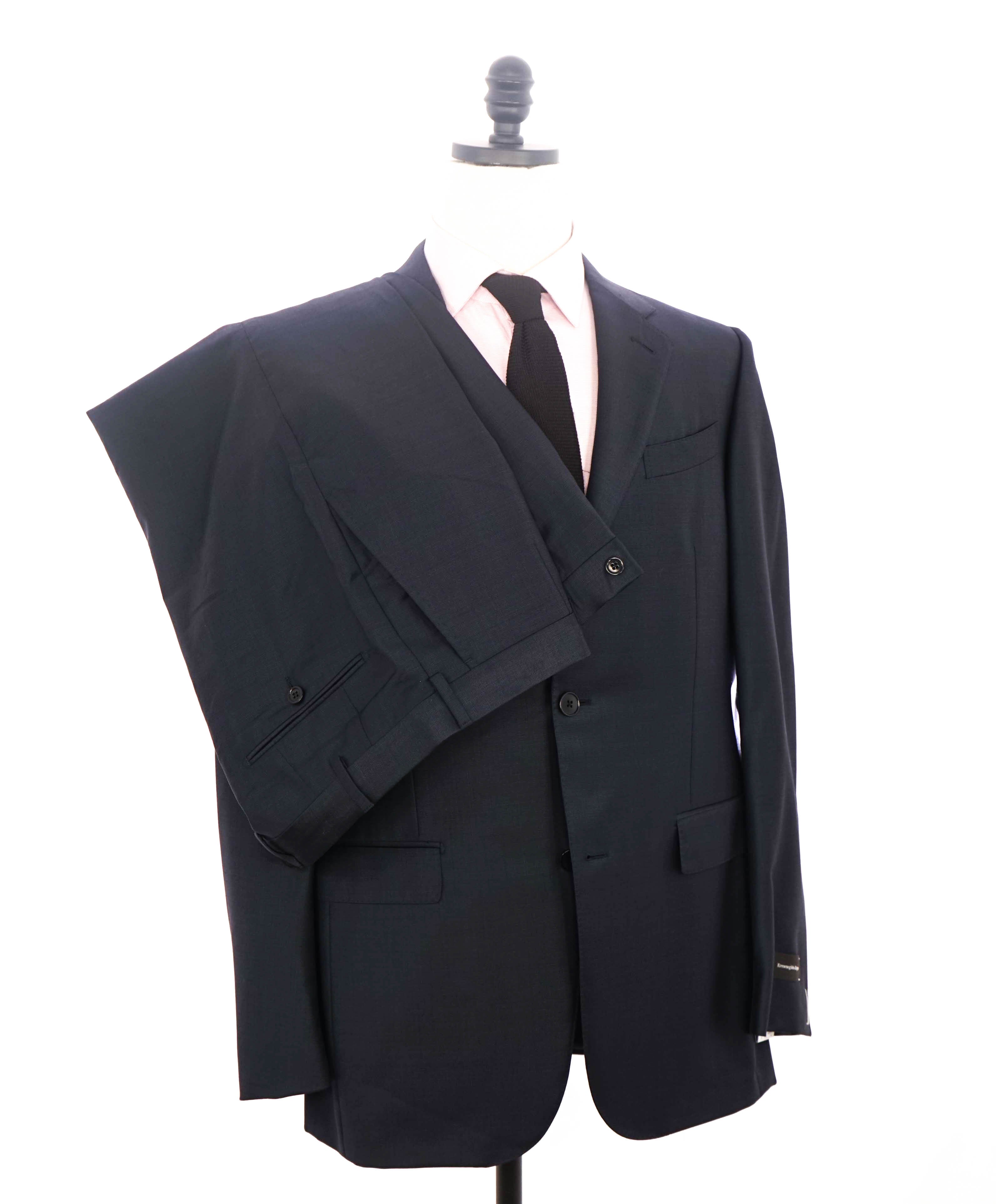 $3,995 ERMENEGILDO ZEGNA -"TROFEO" Navy Blue Birdseye Suit - 40L 35W