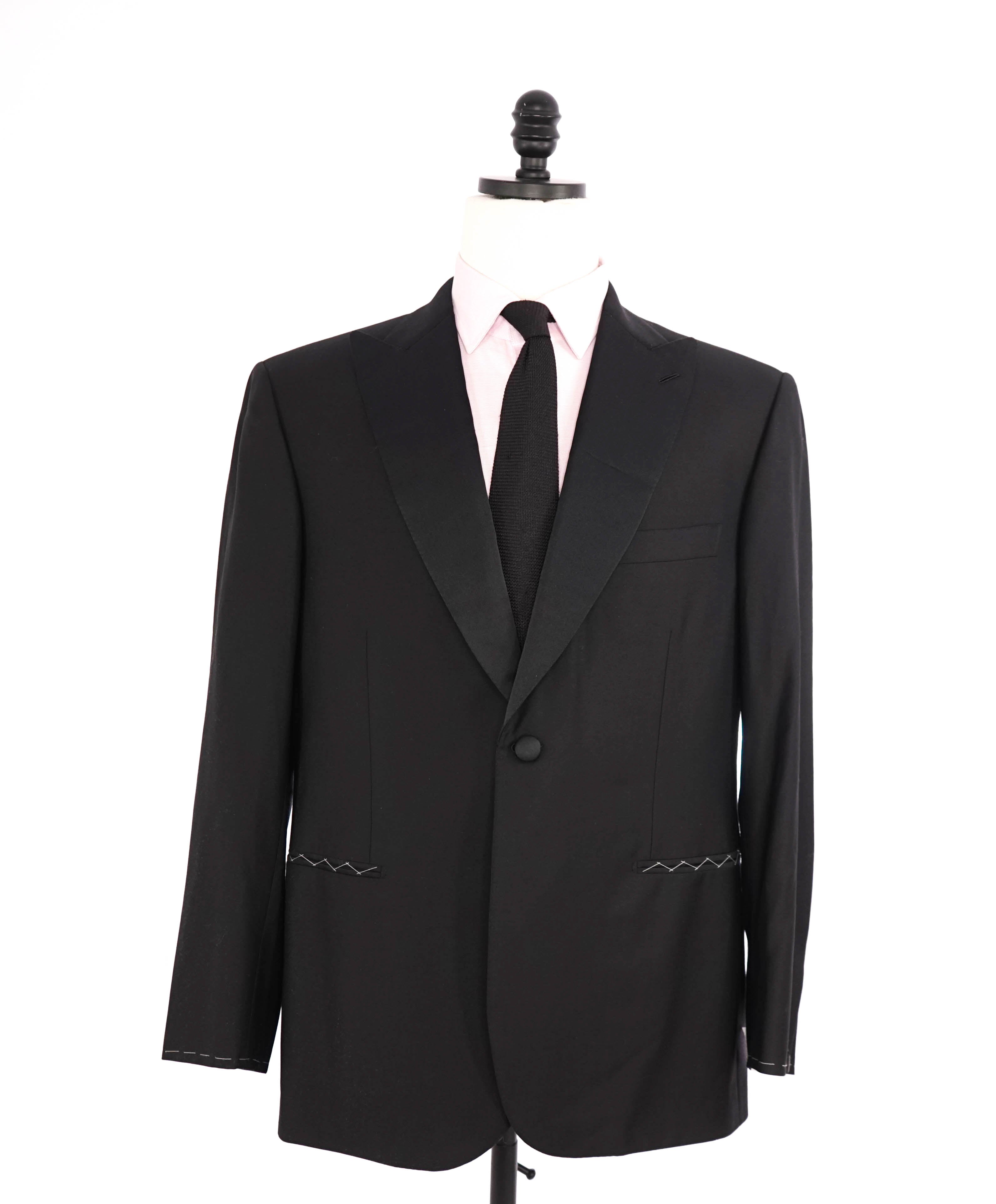 $6,270 BRIONI - *CELEB FAVORITE* Hand Made Italy Black Peak Lapel Tuxedo - 44S