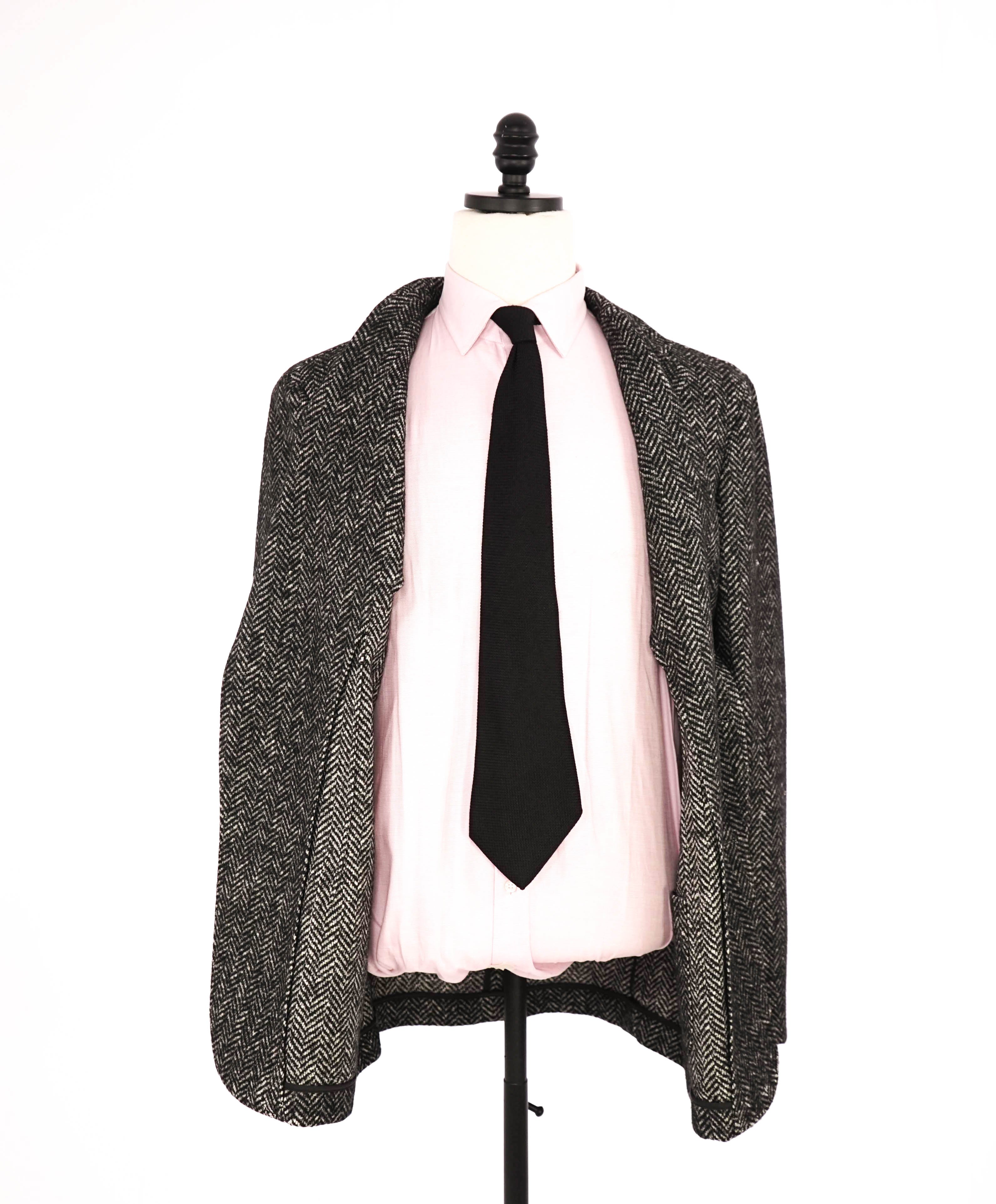 $2,895 ERMENEGILDO ZEGNA - *WOOL / ALPACA* Herringbone Black/White Blazer - 46R