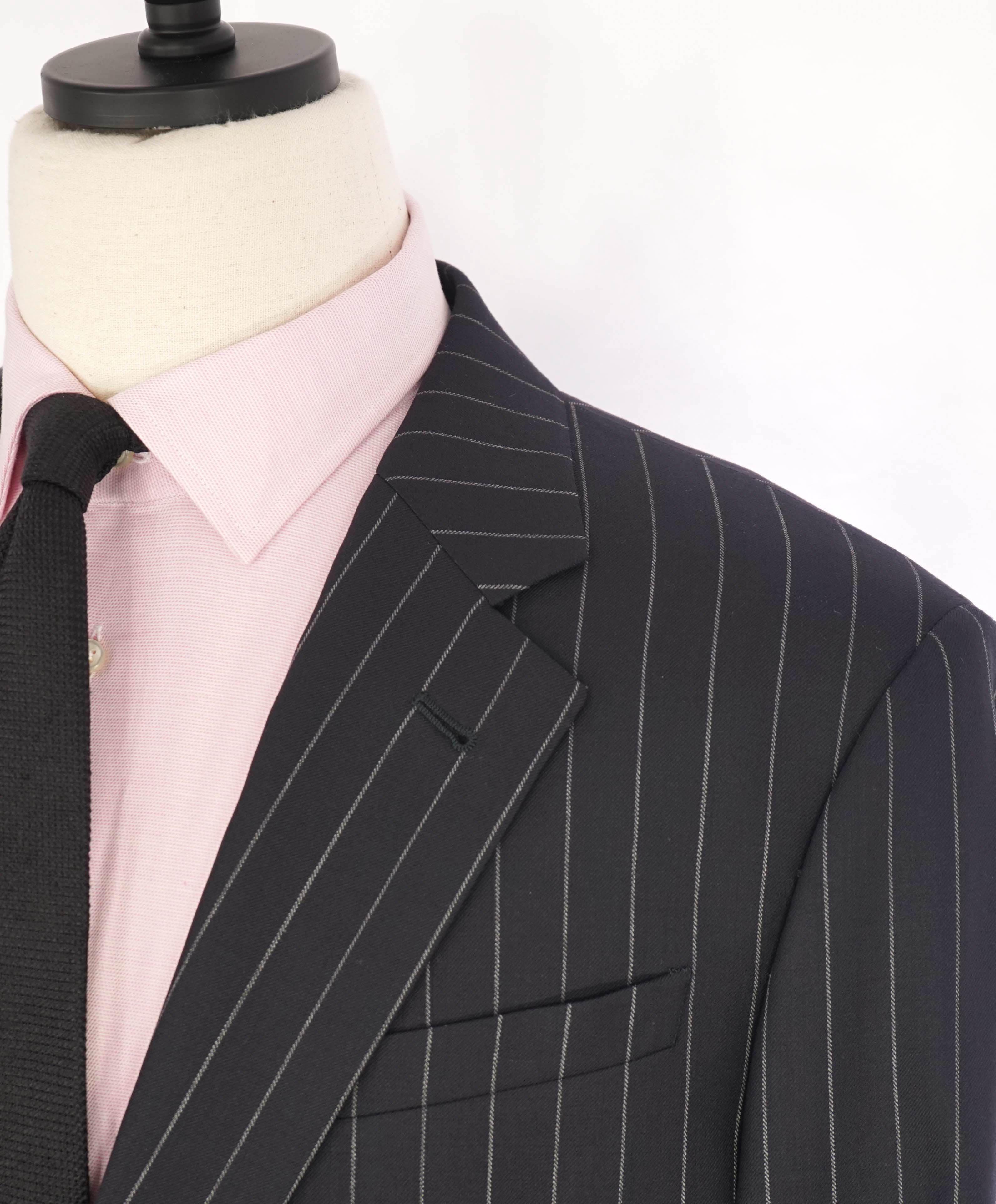 $1,895 ARMANI COLLEZIONI - Chalk Striped *G LINE* Notch Lapel Suit - 44R