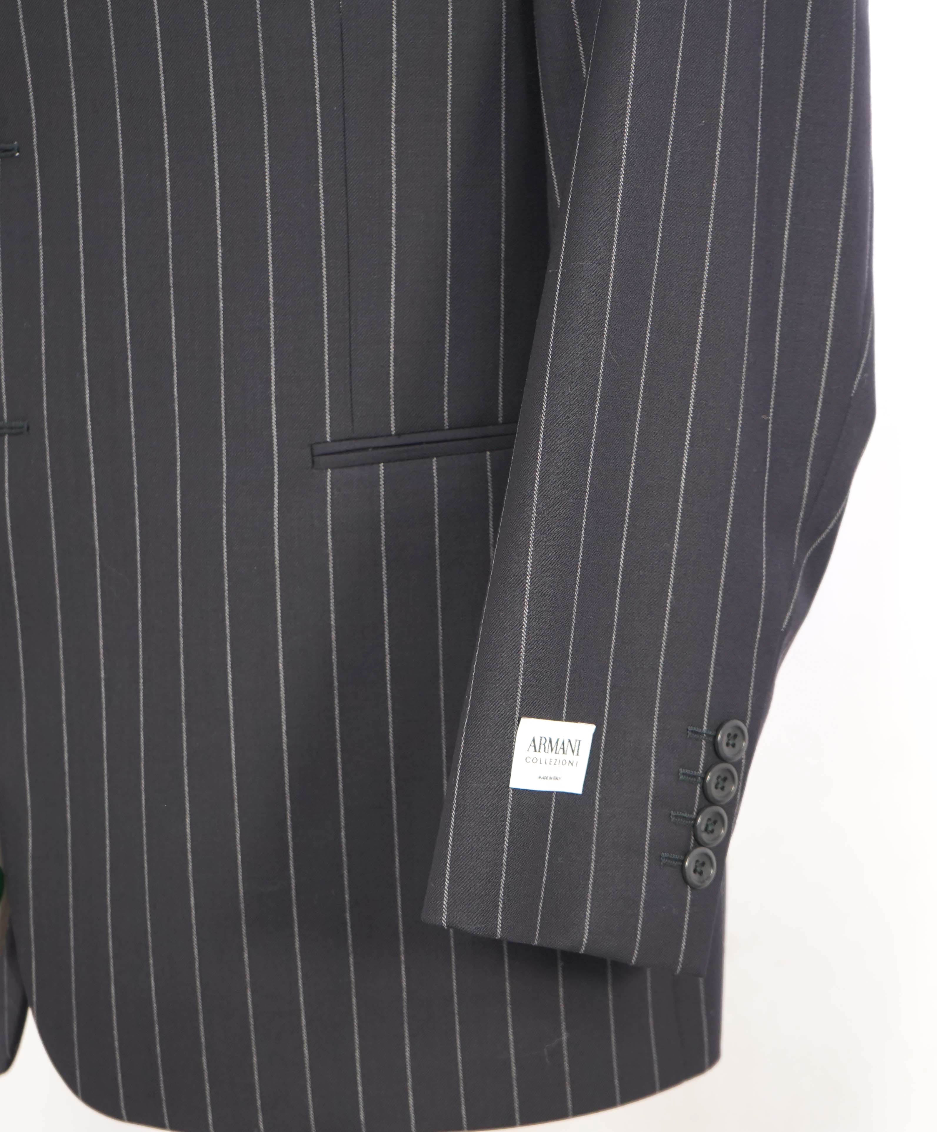 $1,895 ARMANI COLLEZIONI - Chalk Striped *G LINE* Notch Lapel Suit - 44R