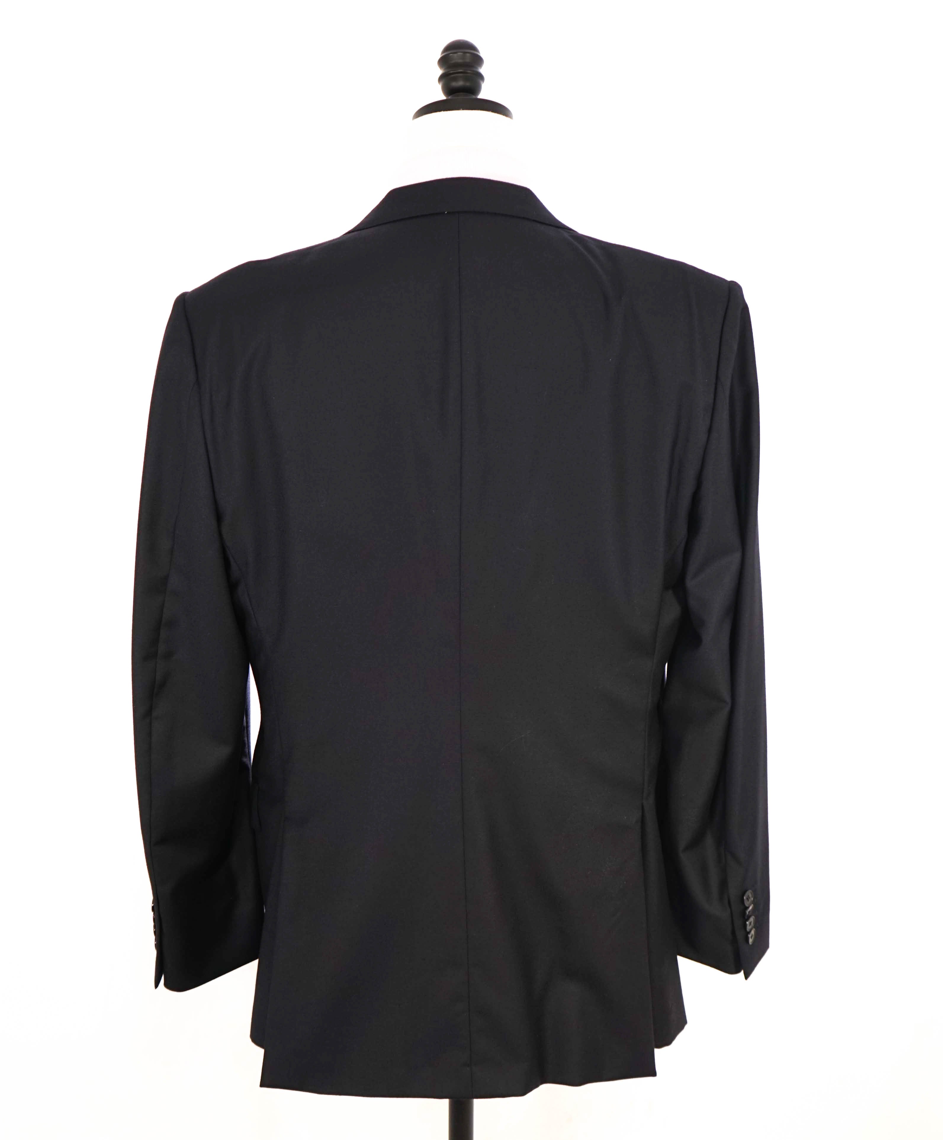 $3,495 ERMENEGILDO ZEGNA -"TROFEO" Classic Solid Navy Blazer - 44L