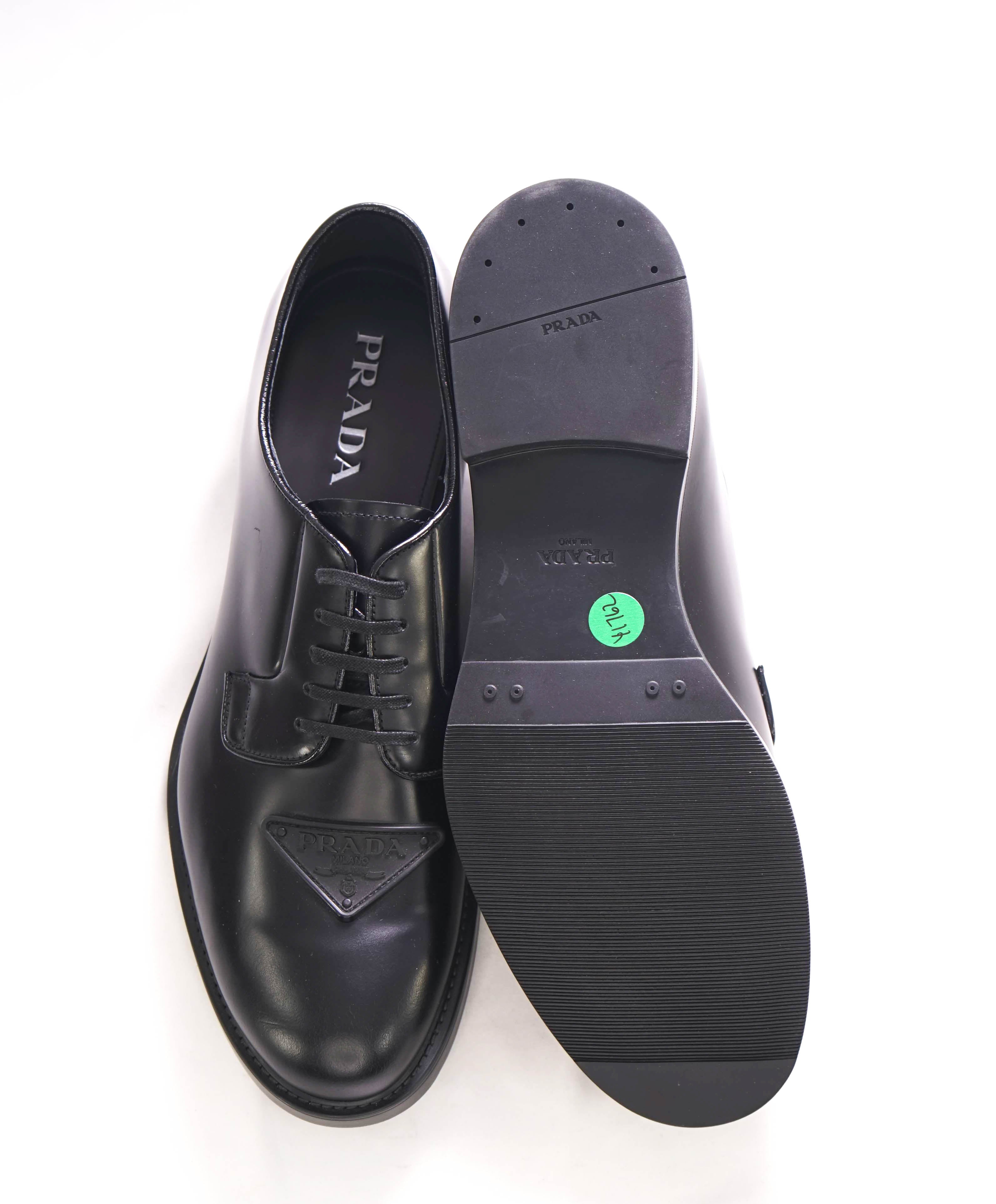 $1,150 PRADA - Black Brushed Triangle Plaque Leather Derby Lace-Ups - 12 US (11 Prada)