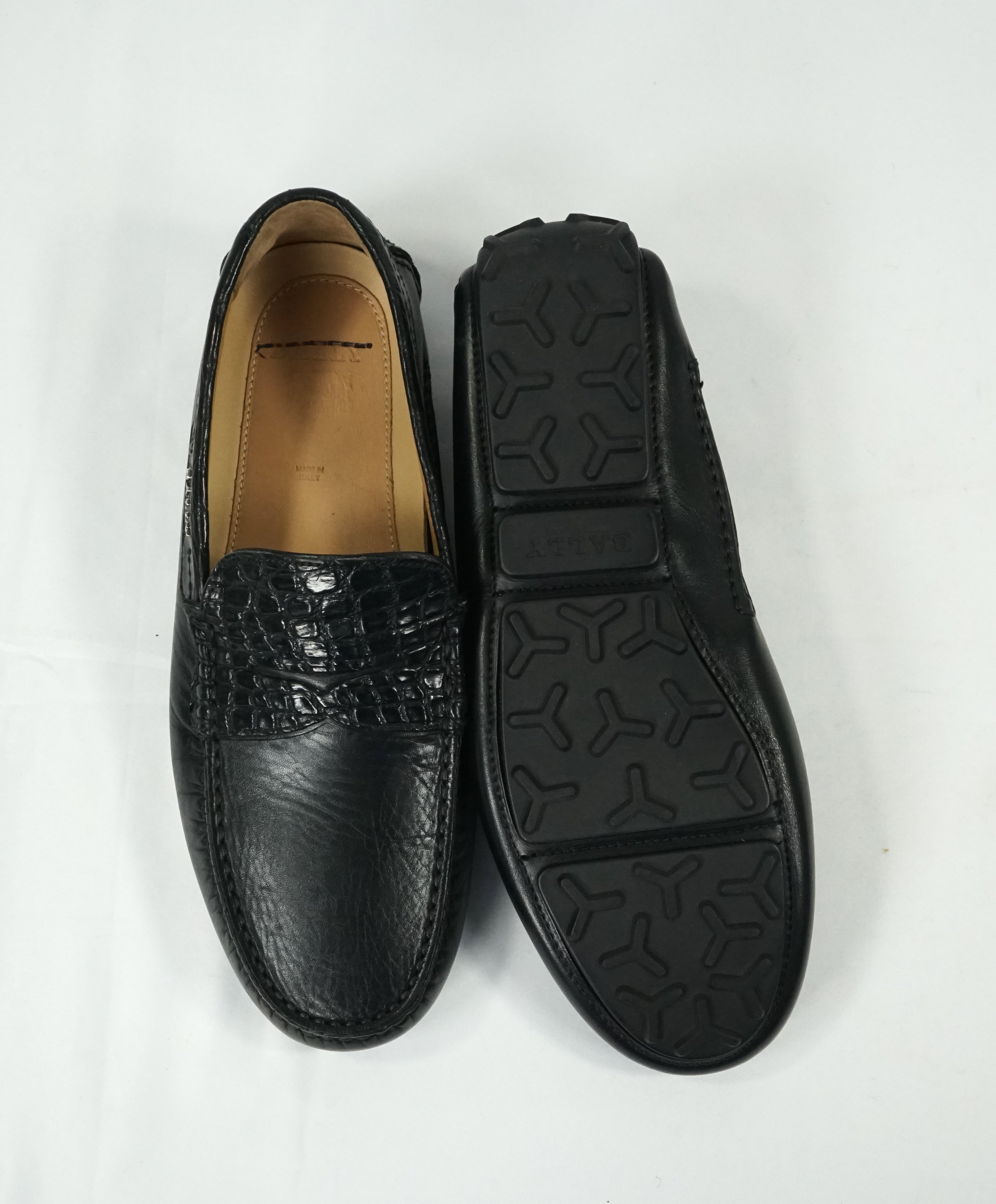 BALLY - “DRAKEFORD” Genuine Alligator Skin Penny Loafers - 8