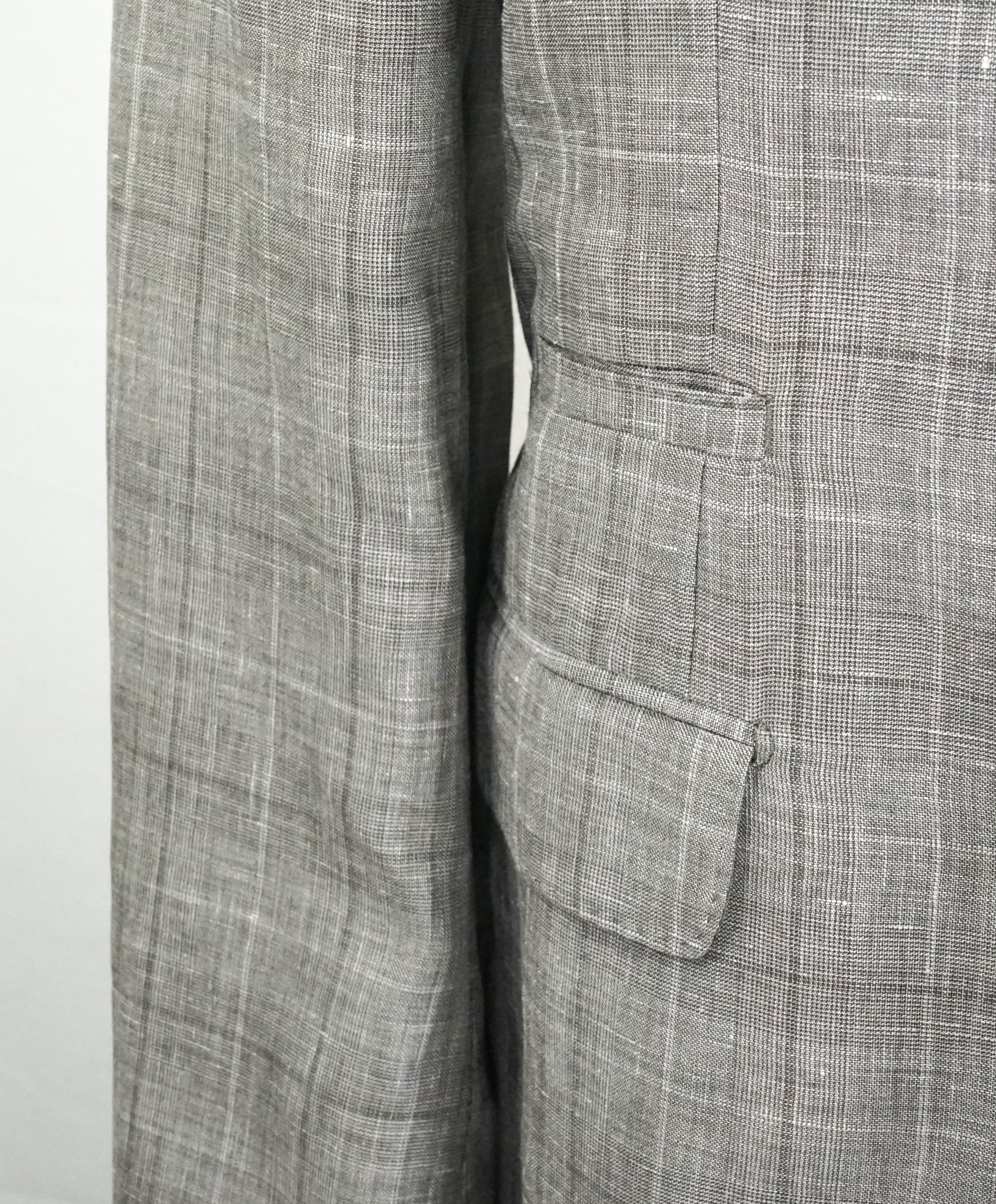 BRUNELLO CUCINELLI - Wool/Linen/Silk Plaid Double Breasted Gray Suit - 44R