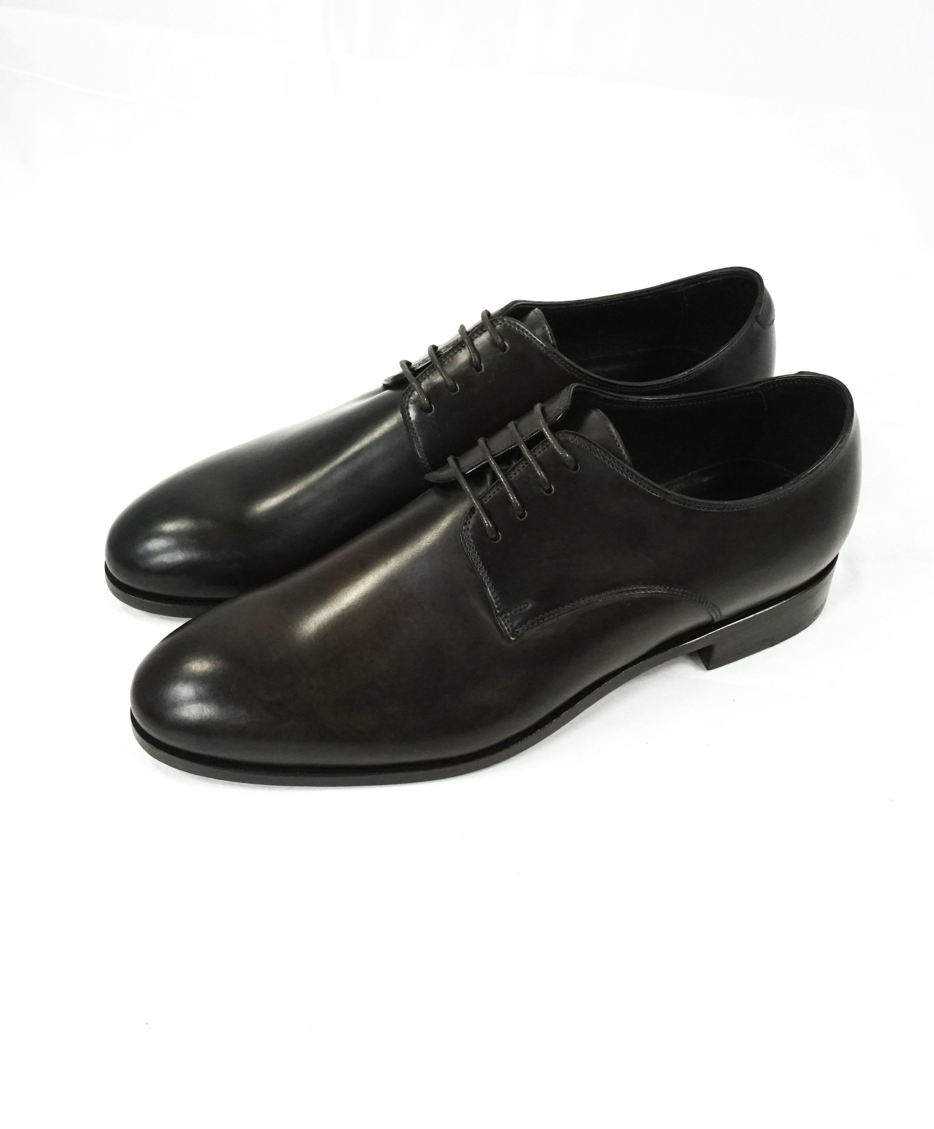 CANALI -  Classic Leather Round Toe Derbys - 8