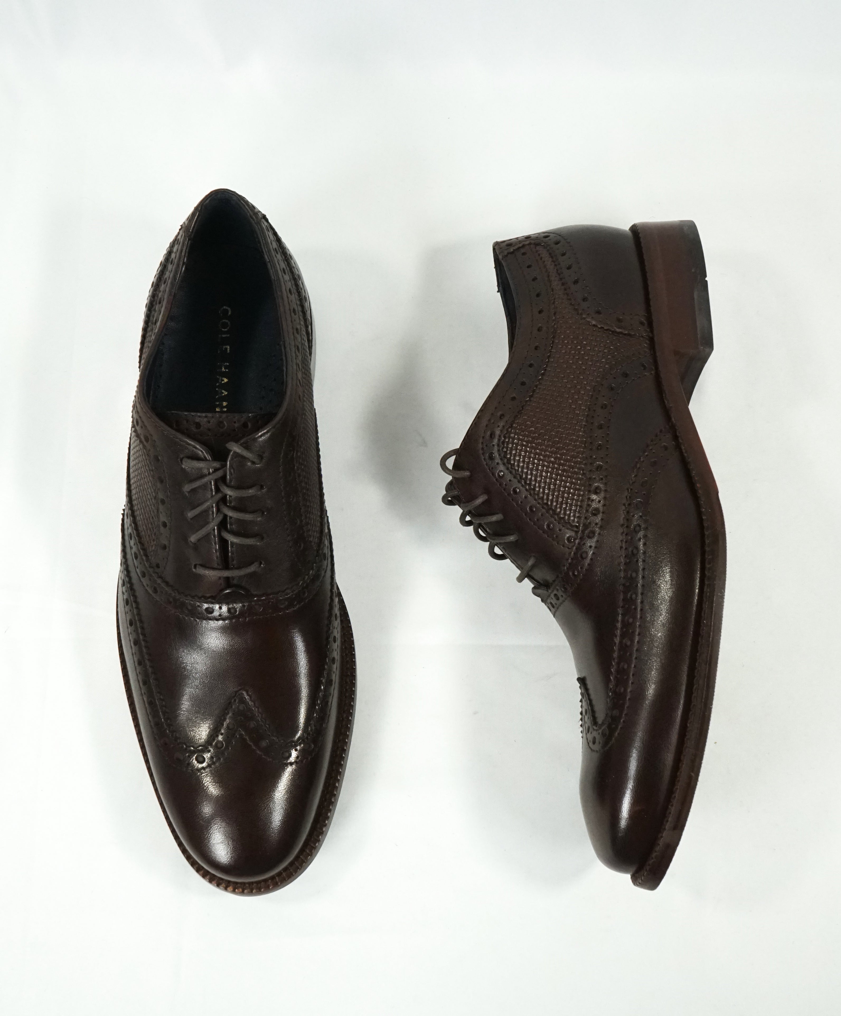 COLE HAAN - "Williams" Leather Wingtip Oxfords Padded Insole - 10.5