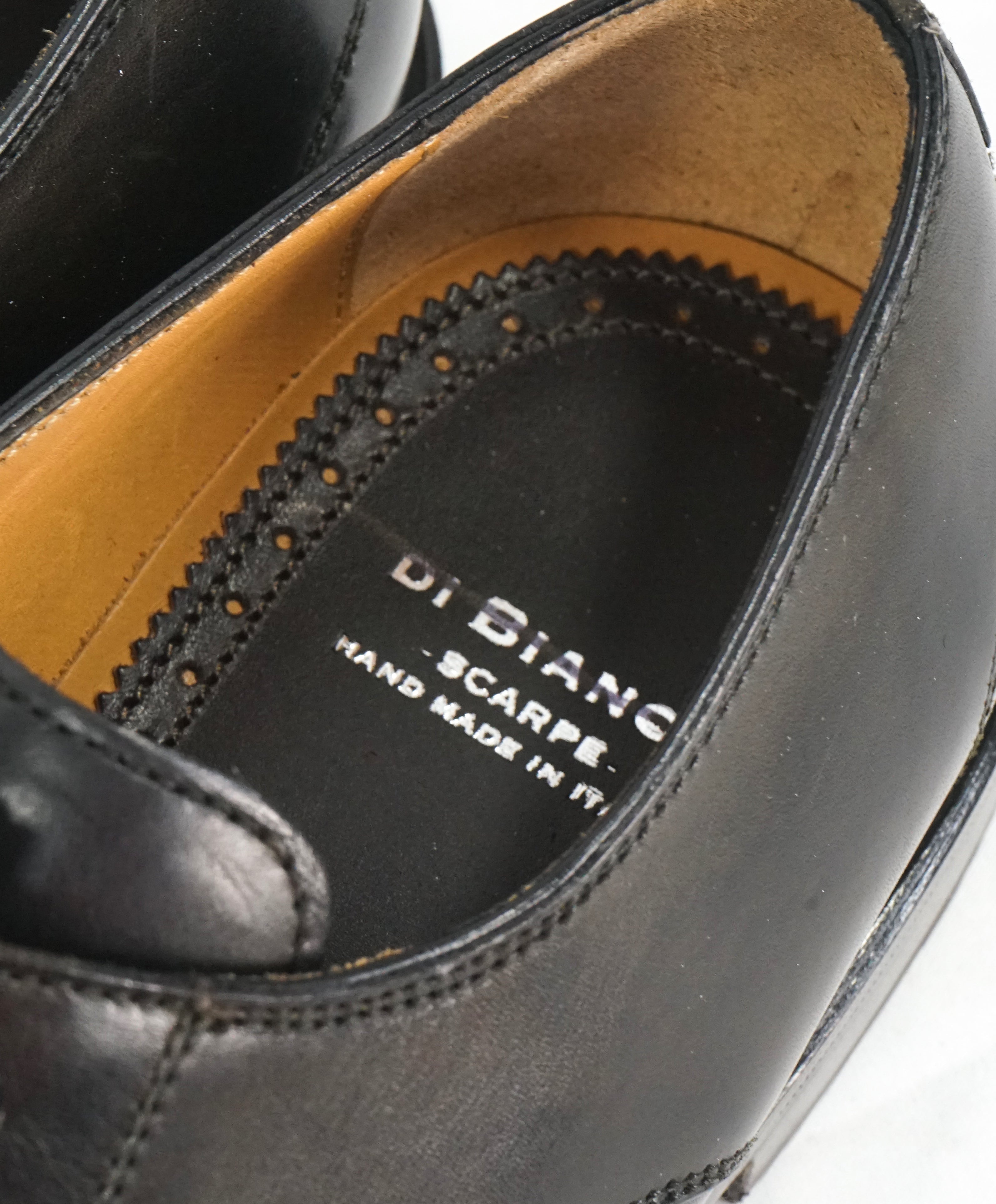 SCARPE DI BIANCO - Hand Constructed In Italy Cap Toe Premium Grade Oxfords   - 8.5