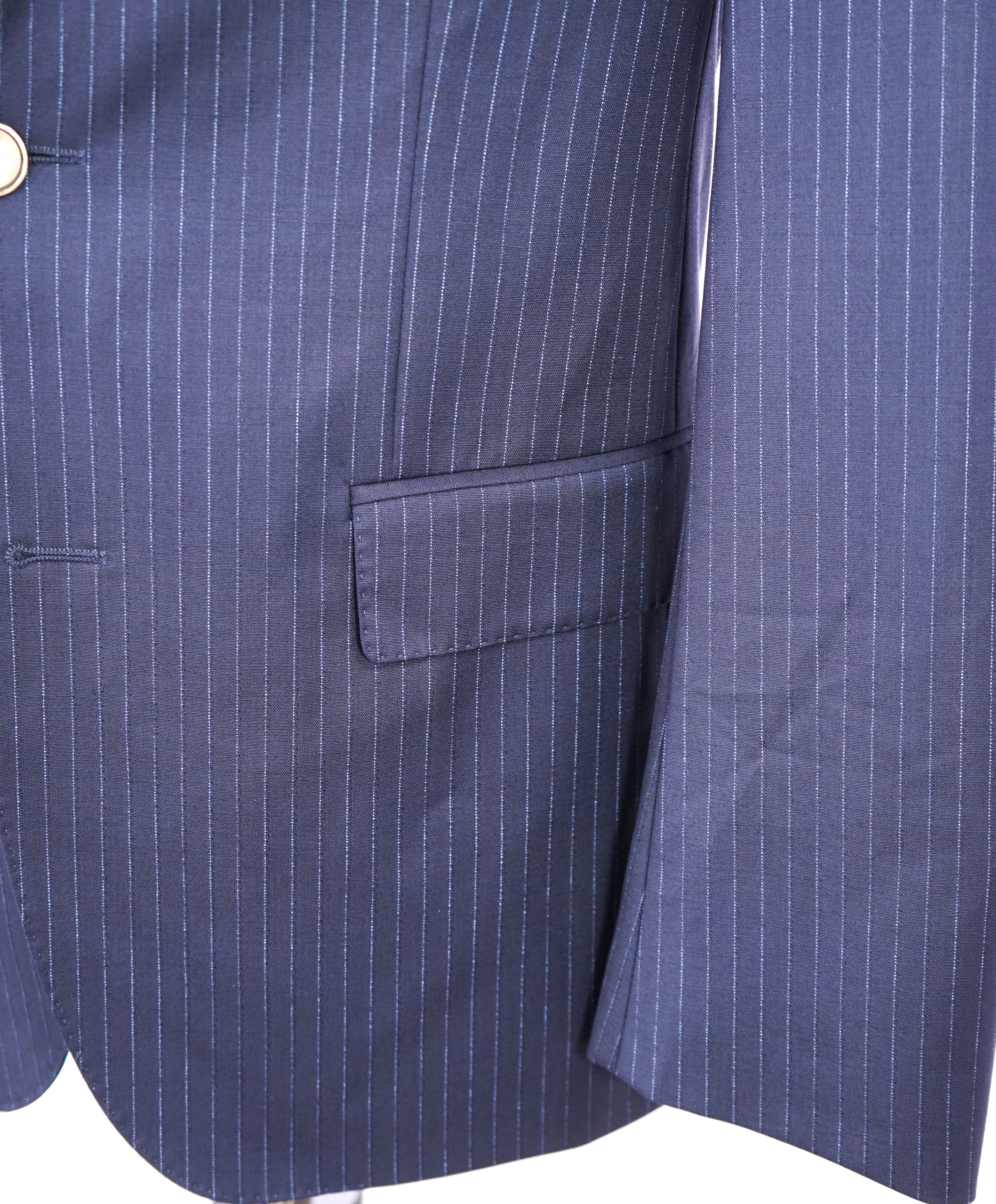 HUGO BOSS - Blue Stripe "TRABALDO TOGNA" Fabric Suit W MOP Buttons - 38R