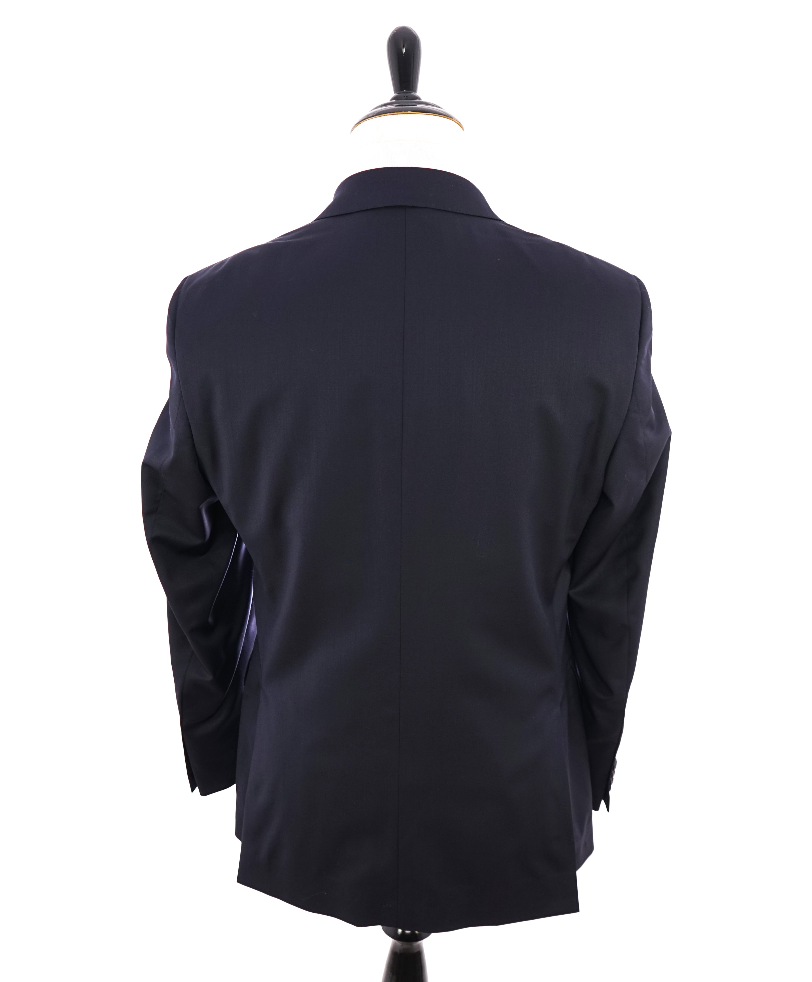 SAKS FIFTH AVENUE - By ERMENEGILDO ZEGNA "SILK" Navy Suit - 42R