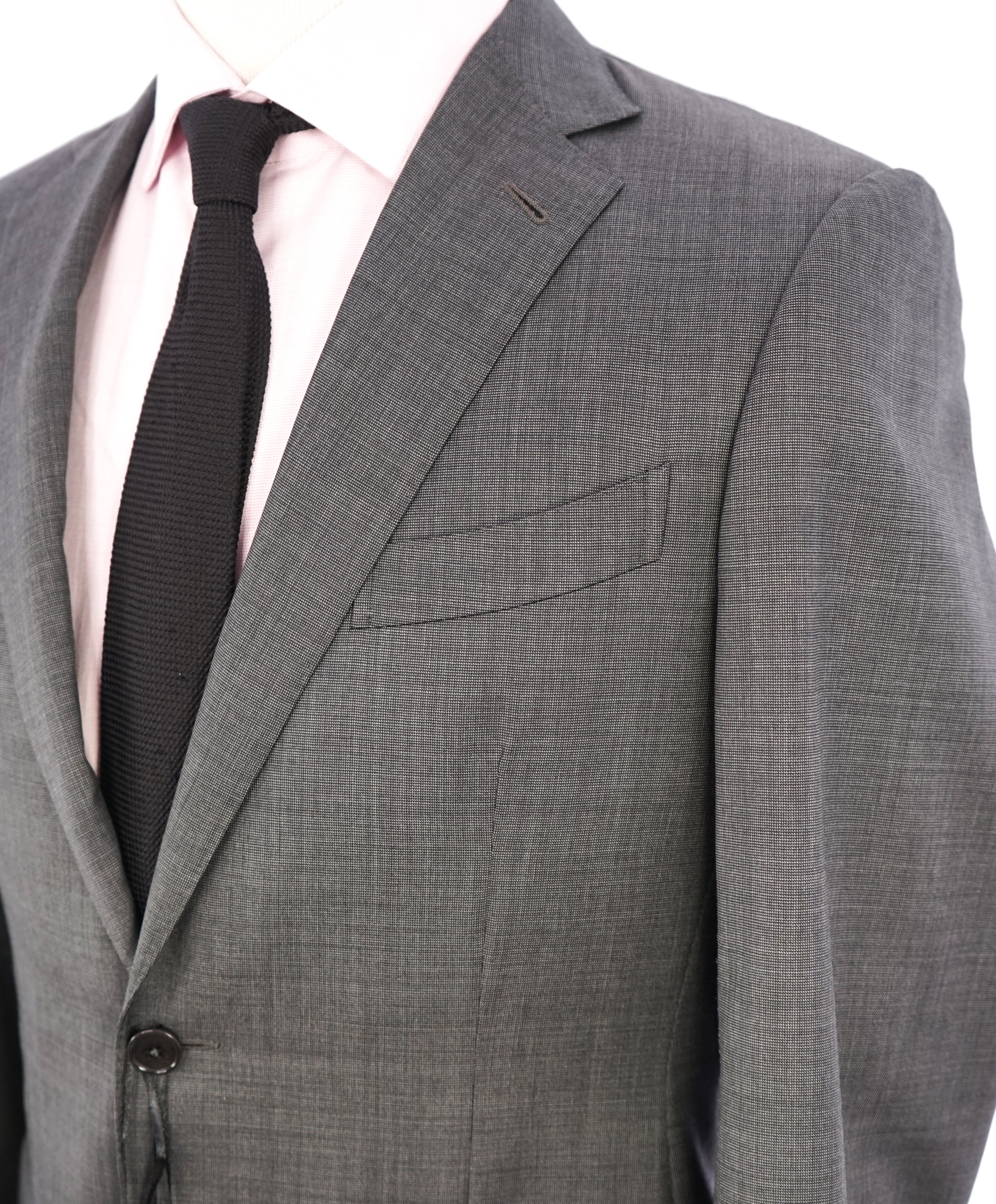 ERMENEGILDO ZEGNA - “Multiseason" Gray Birdseye Notch Lapel Suit - 38R