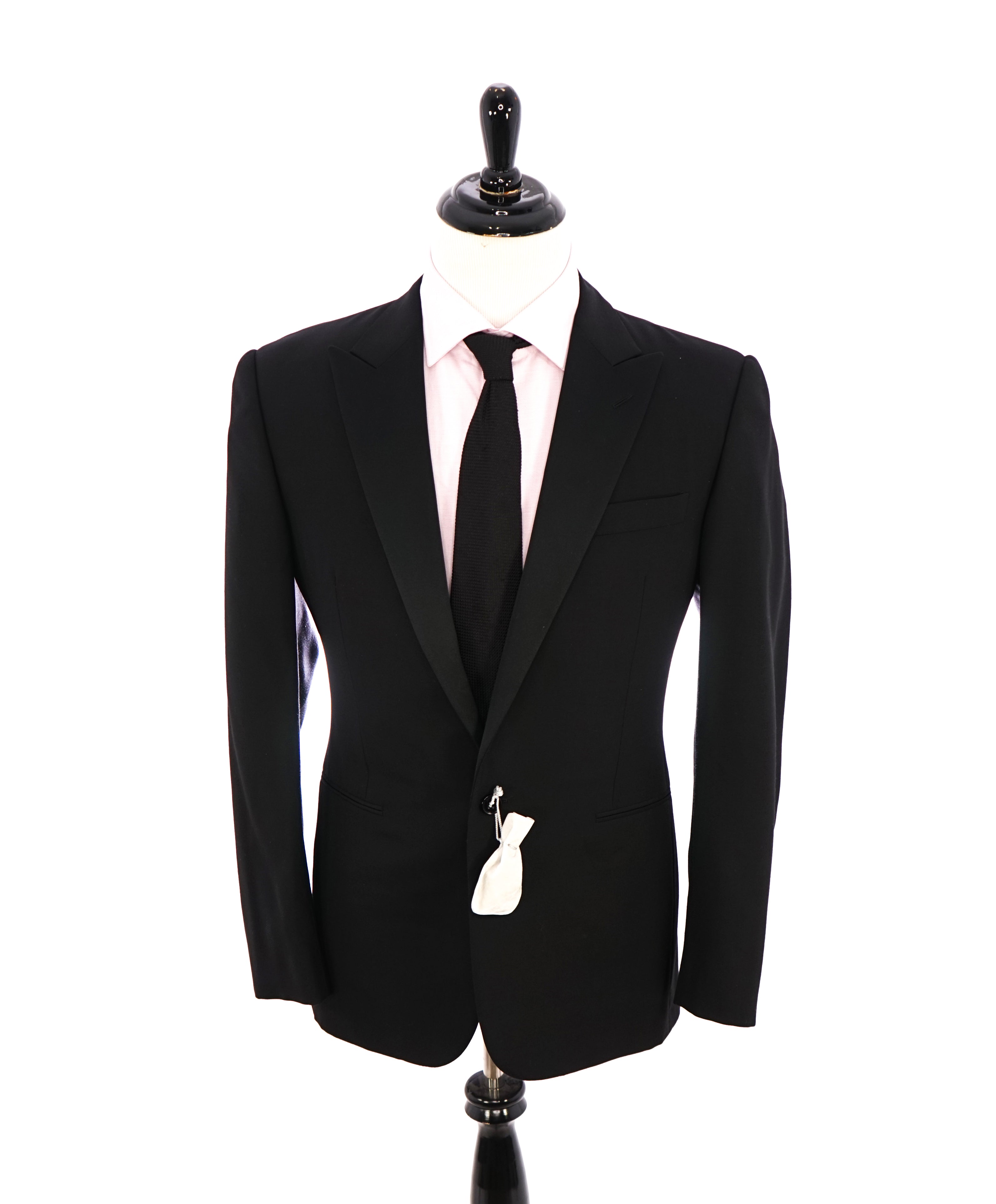 RALPH LAUREN PURPLE LABEL - Peak Lapel Black Tuxedo Suit With Side Tabs - 42R