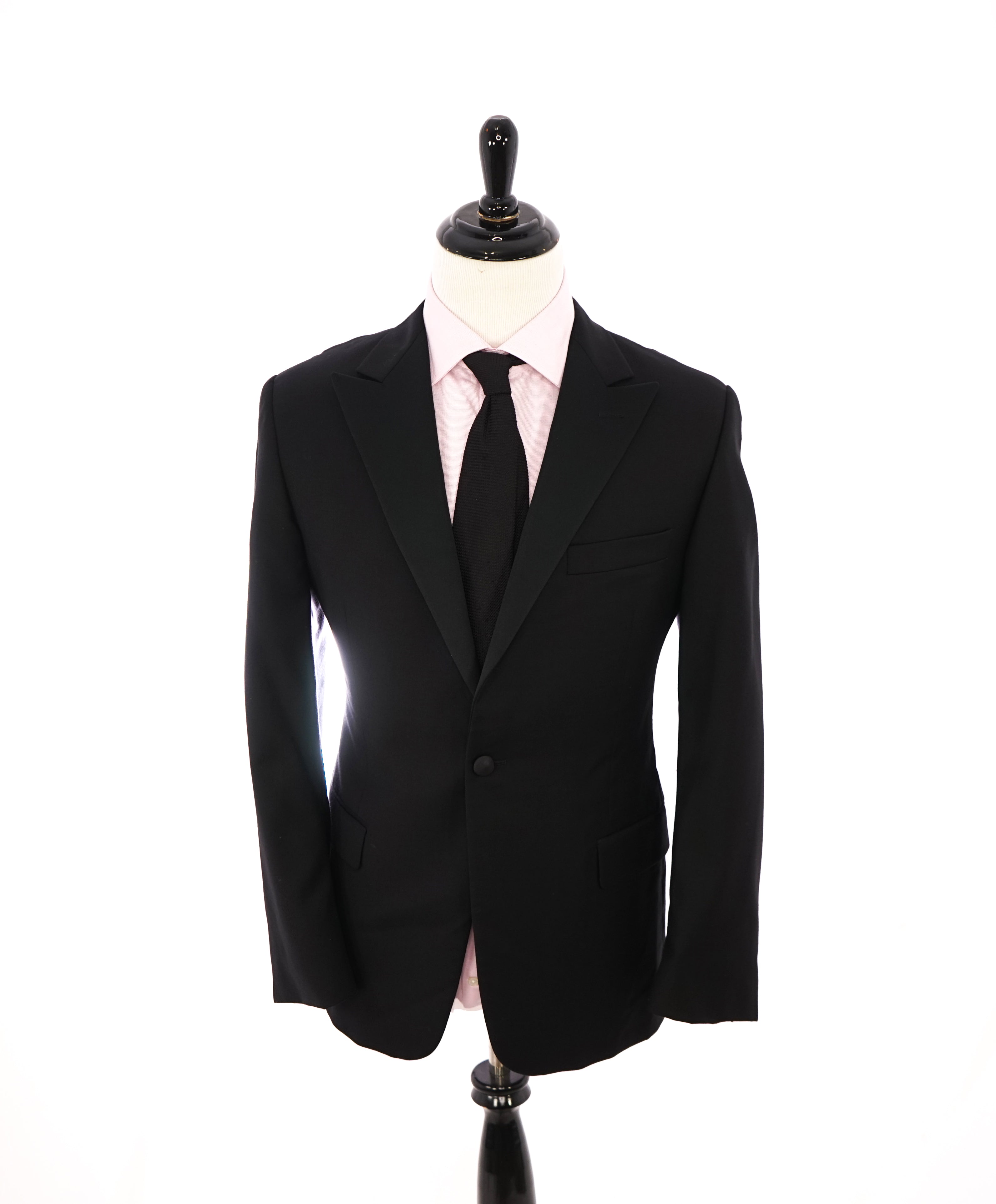 HICKEY FREEMAN - MADE IN USA Black Peak Lapel Tuxedo Suit - 42R