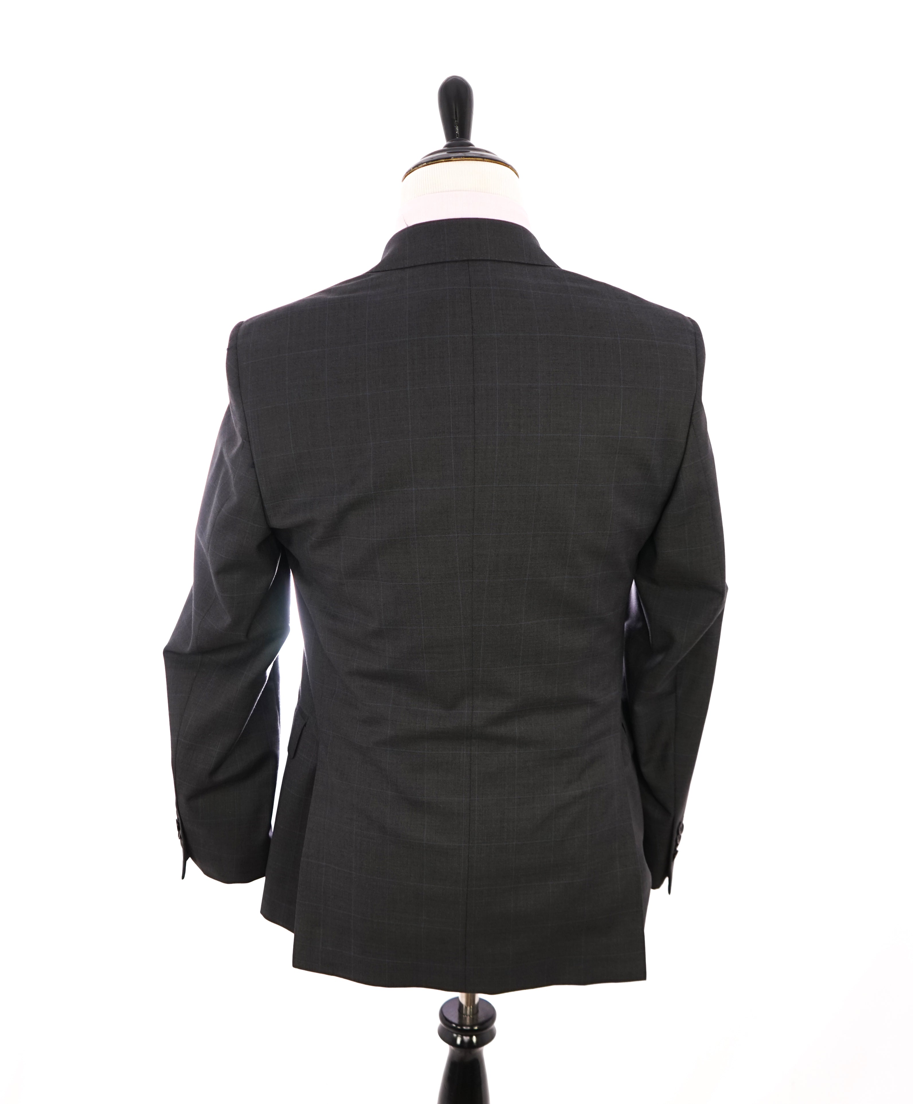 SAKS FIFTH AVENUE - ERMENEGILDO ZEGNA "Traveller" Gray Windowpane Blazer - 38R