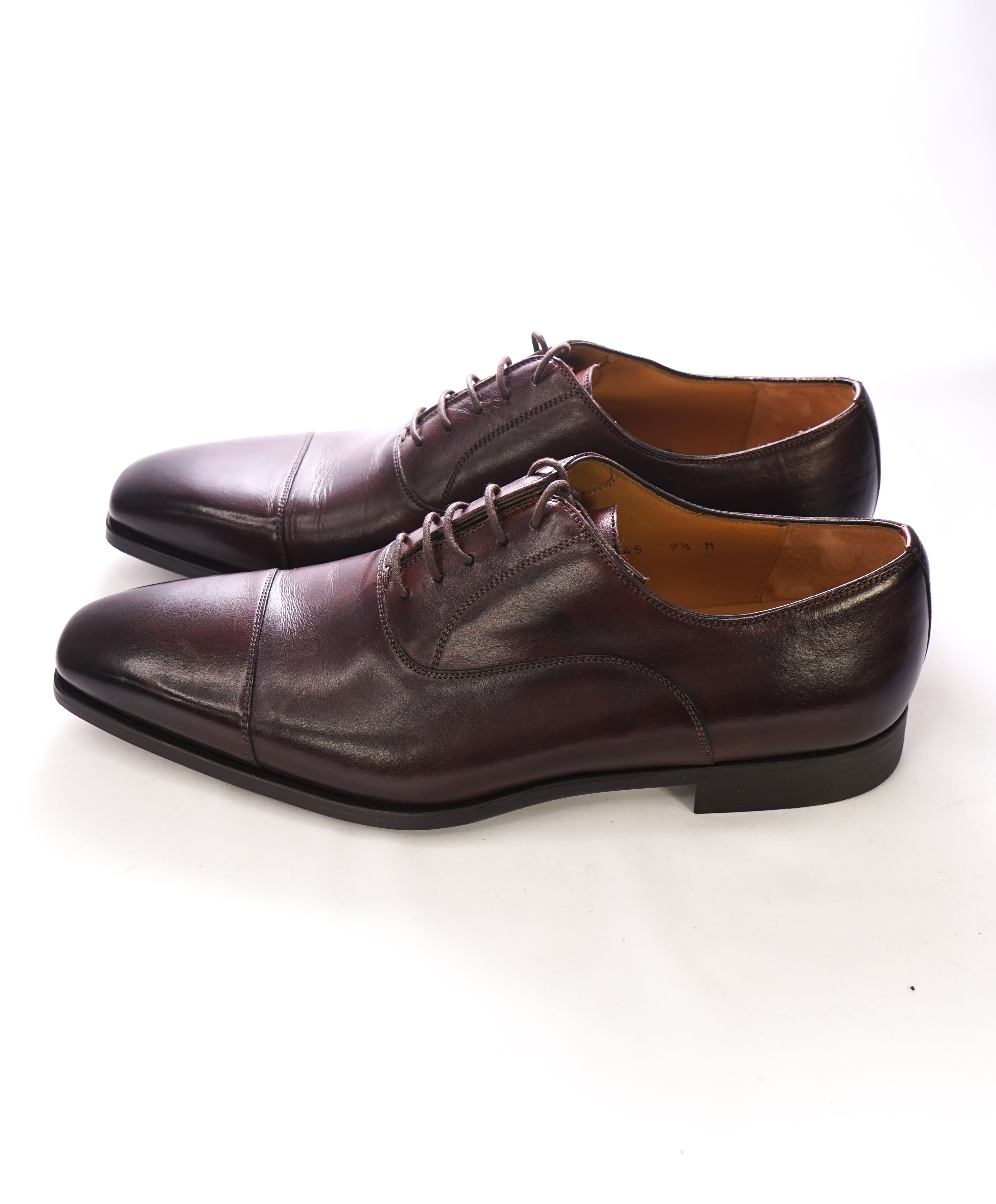 MAGNANNI - Slim Silhouette Detailed Brown Cap-Toe Oxfords -  9.5