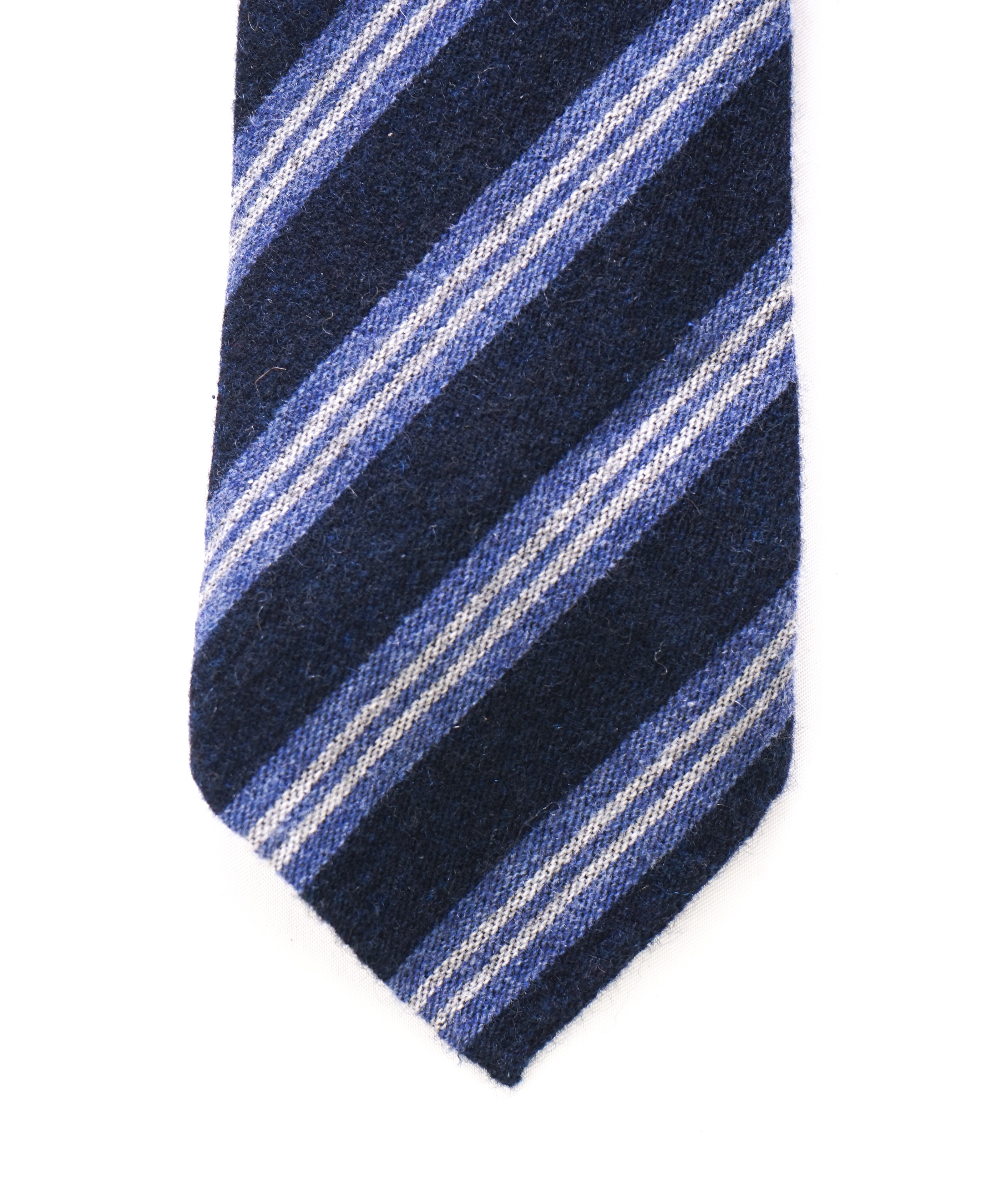 $185 ERMENEGILDO ZEGNA - Blue Stripe CASHMERE / WOOL / SILK Blend - Tie