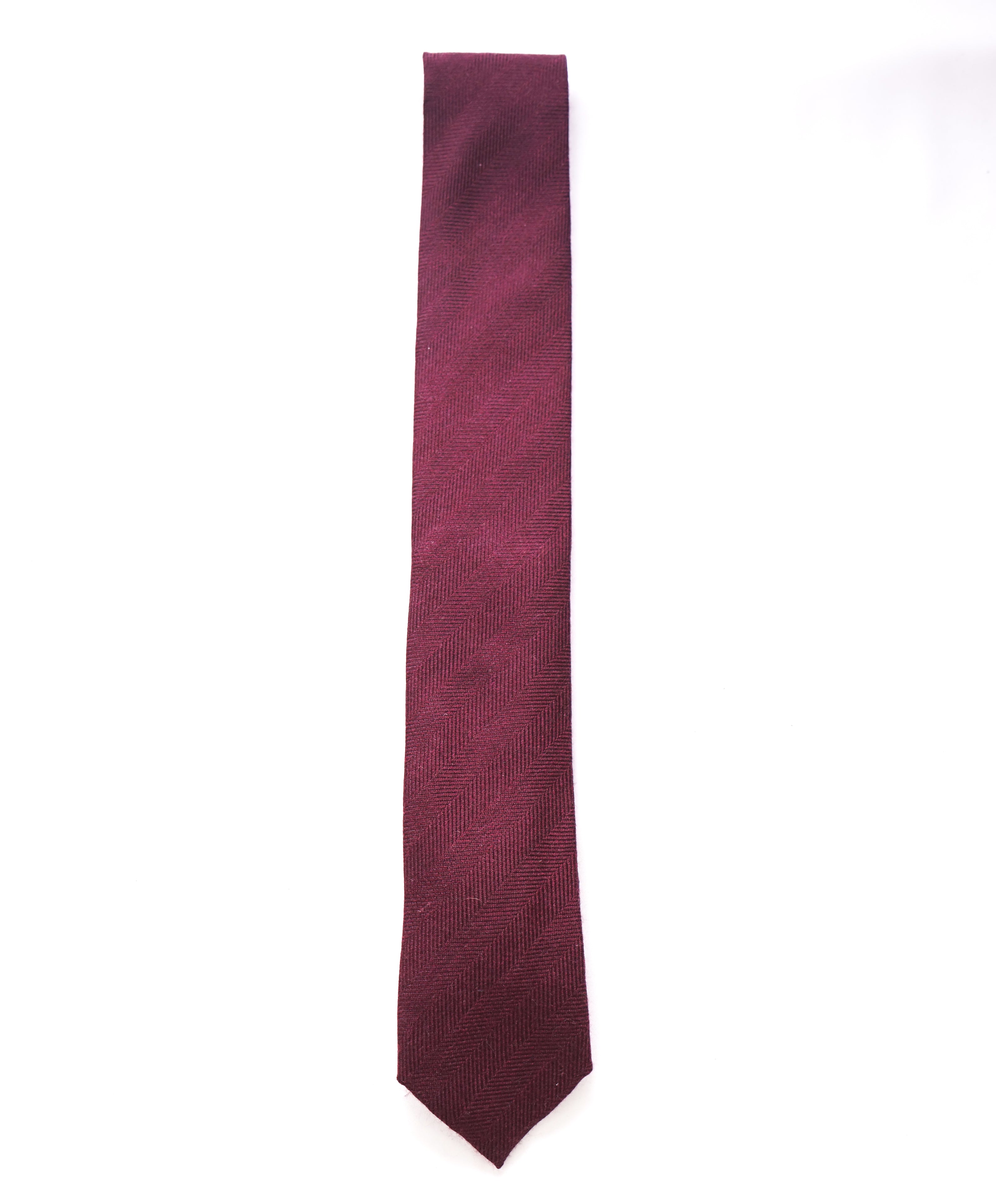 $185 ERMENEGILDO ZEGNA "DUO" - Burgundy Herringbone WOOL/SILK Blend - Tie