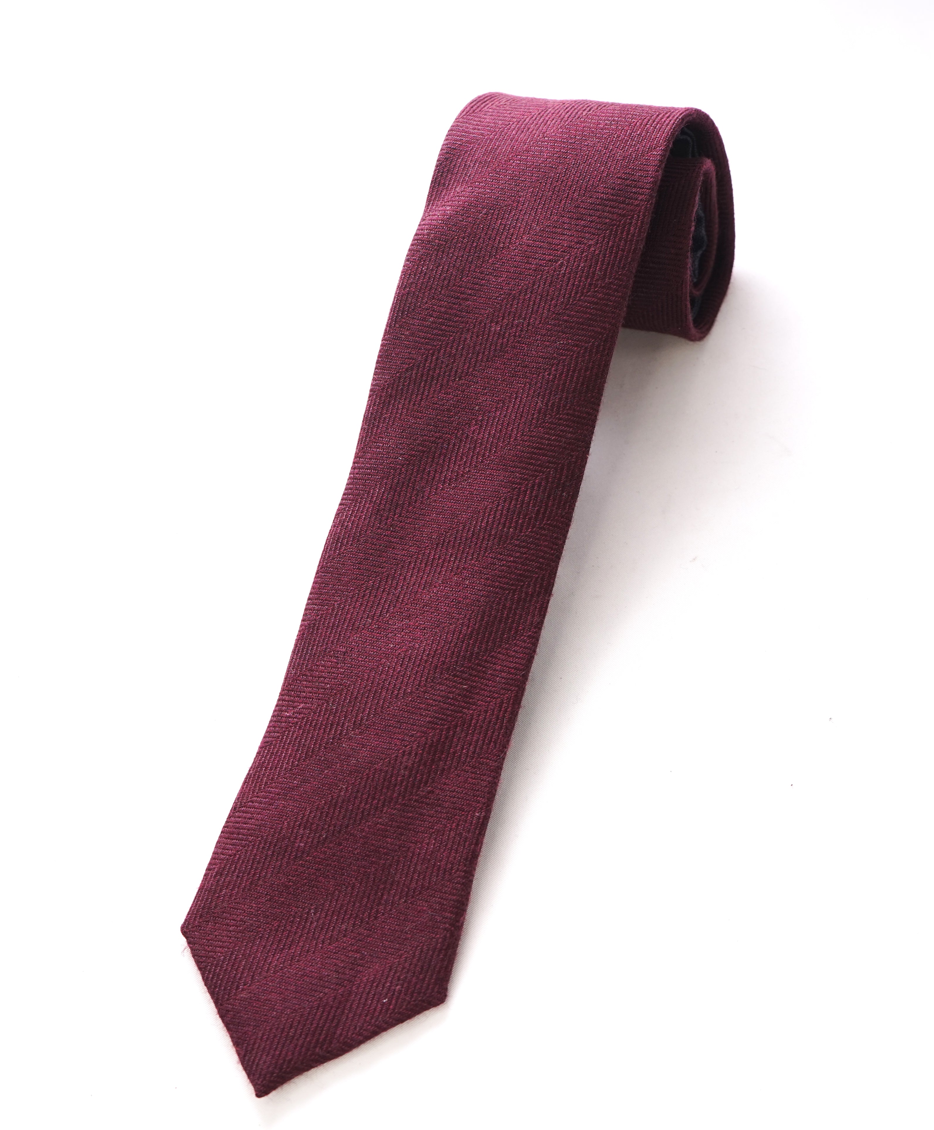 $185 ERMENEGILDO ZEGNA "DUO" - Burgundy Herringbone WOOL/SILK Blend - Tie