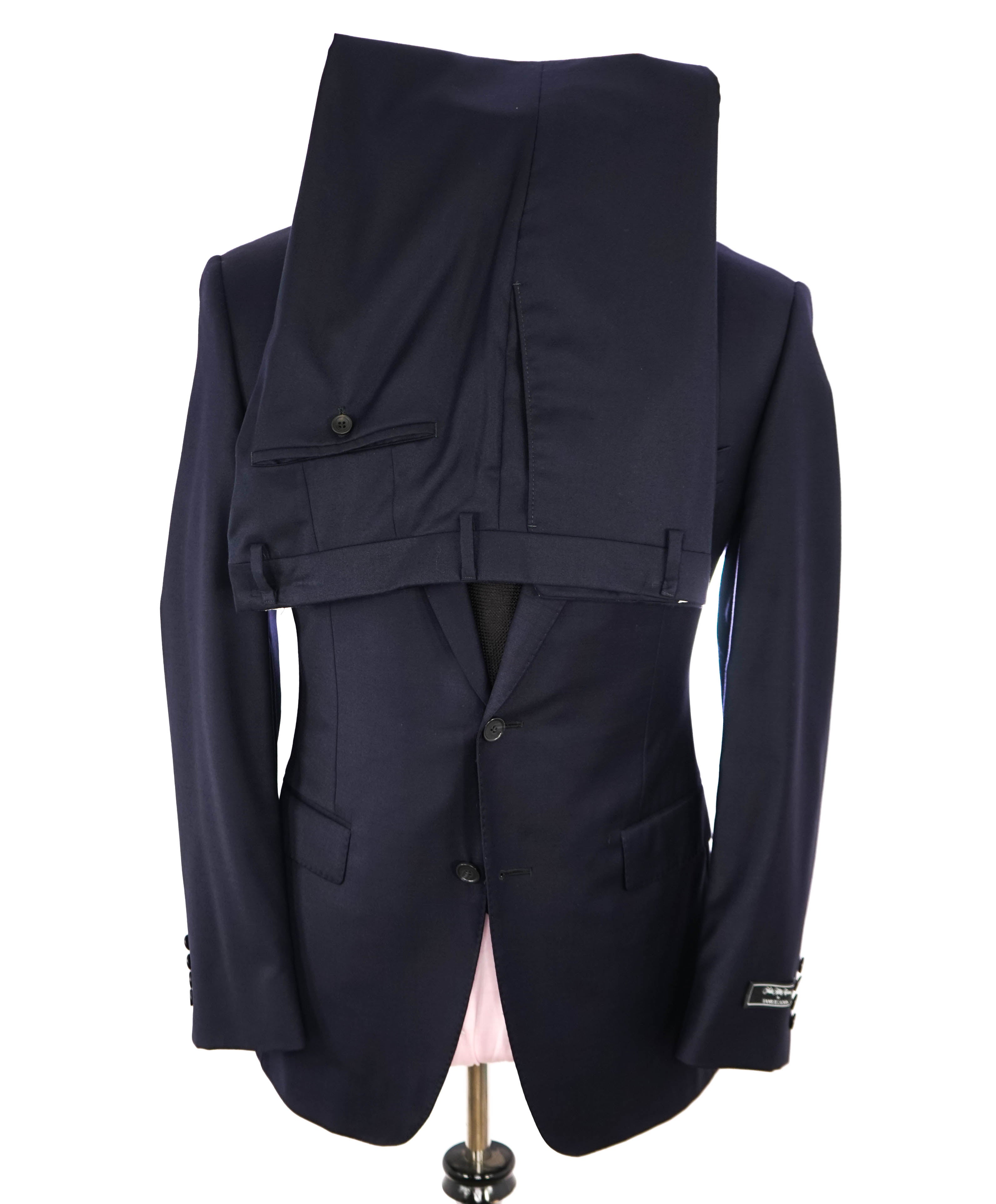 SAMUELSOHN - LYCRA BLEND Super 130's Performance Wool Navy Suit - 40R