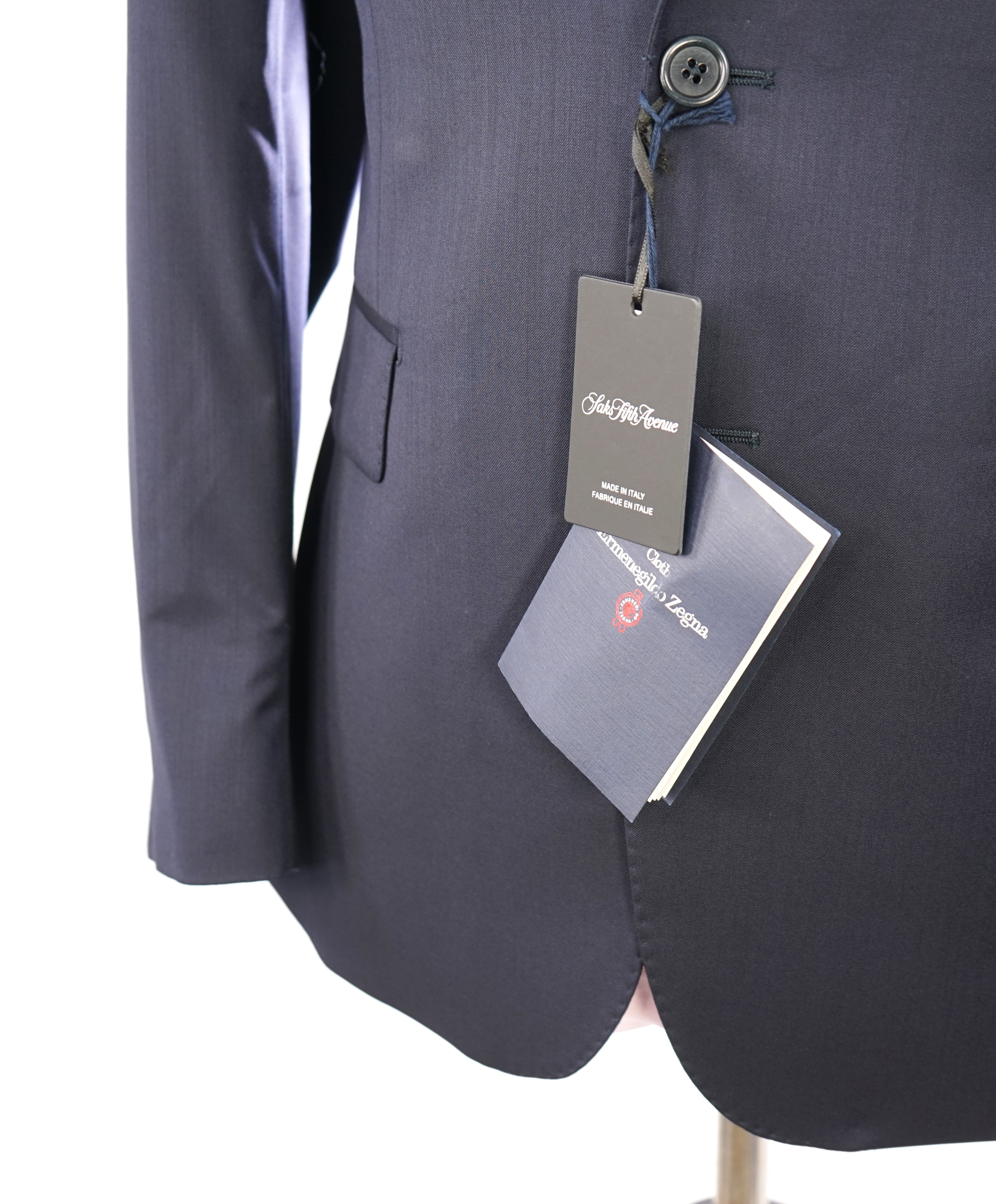 ERMENEGILDO ZEGNA - By SAKS FIFTH AVENUE "Slim" SILK BLEND Navy Suit - 44R