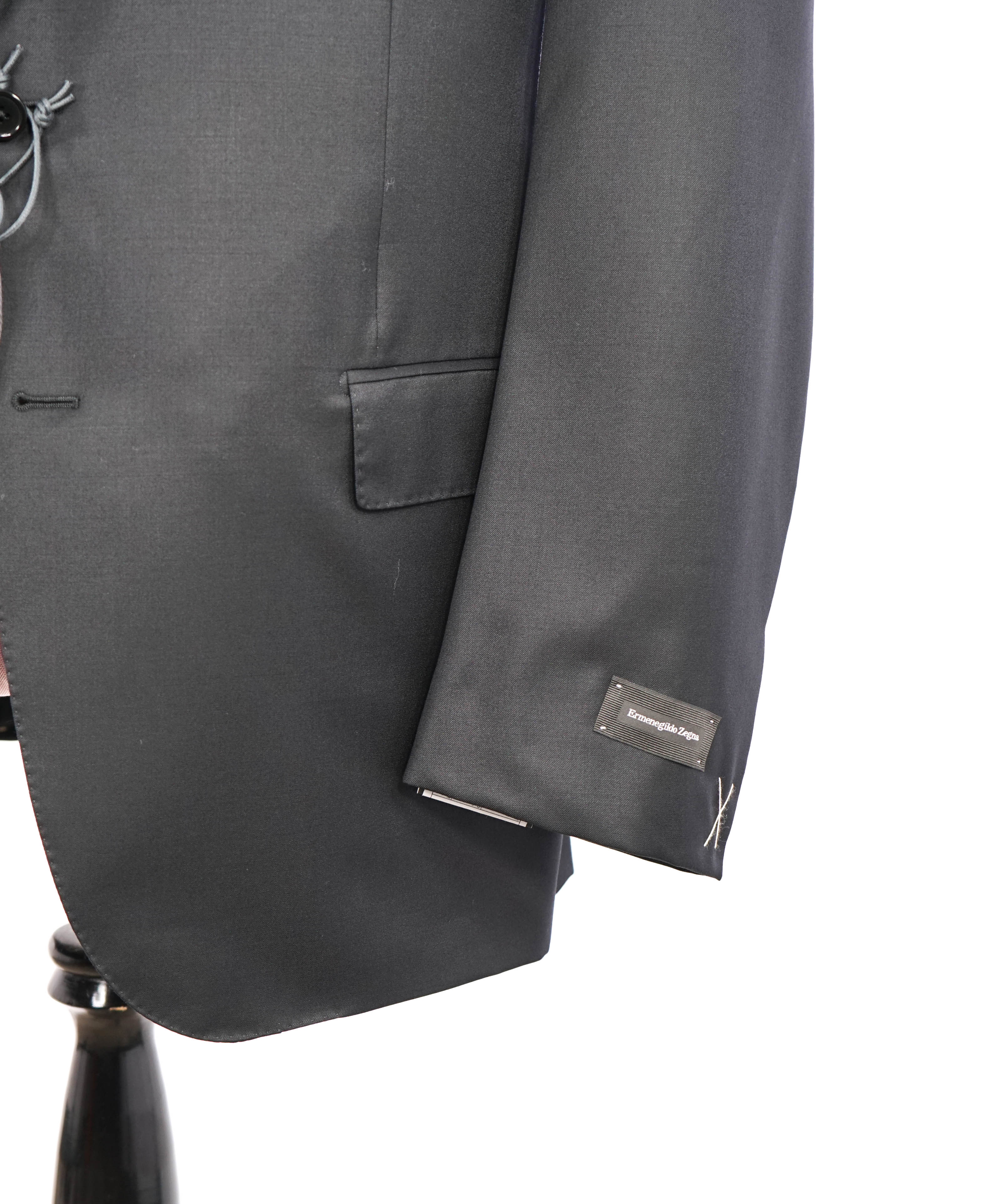 ERMENEGILDO ZEGNA - "MICRONSPHERE" Closet Staple Solid Black Suit - 48R