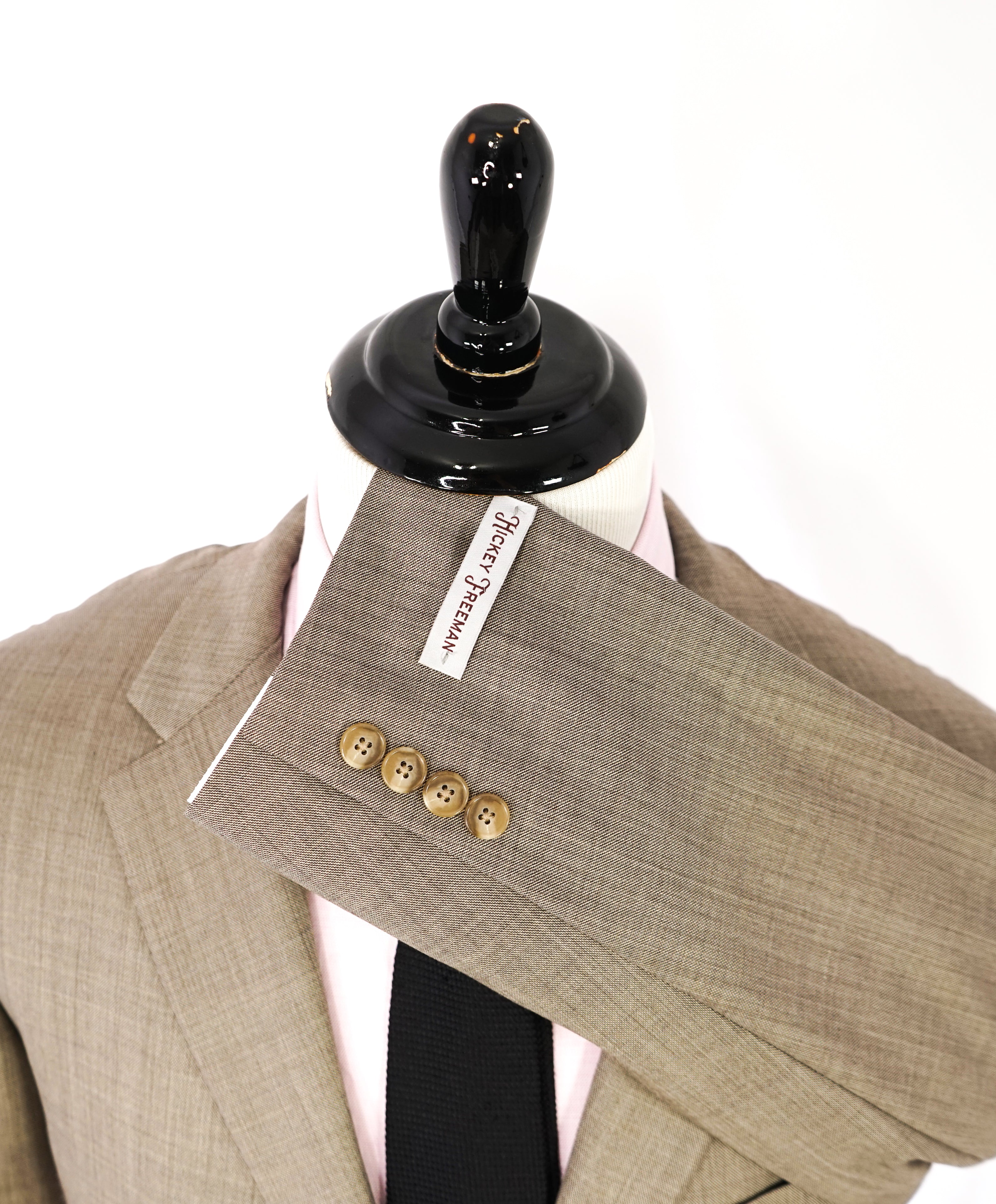 HICKEY FREEMAN - Sand Beige "Milburn ii" Notch Lapel Suit - 46L