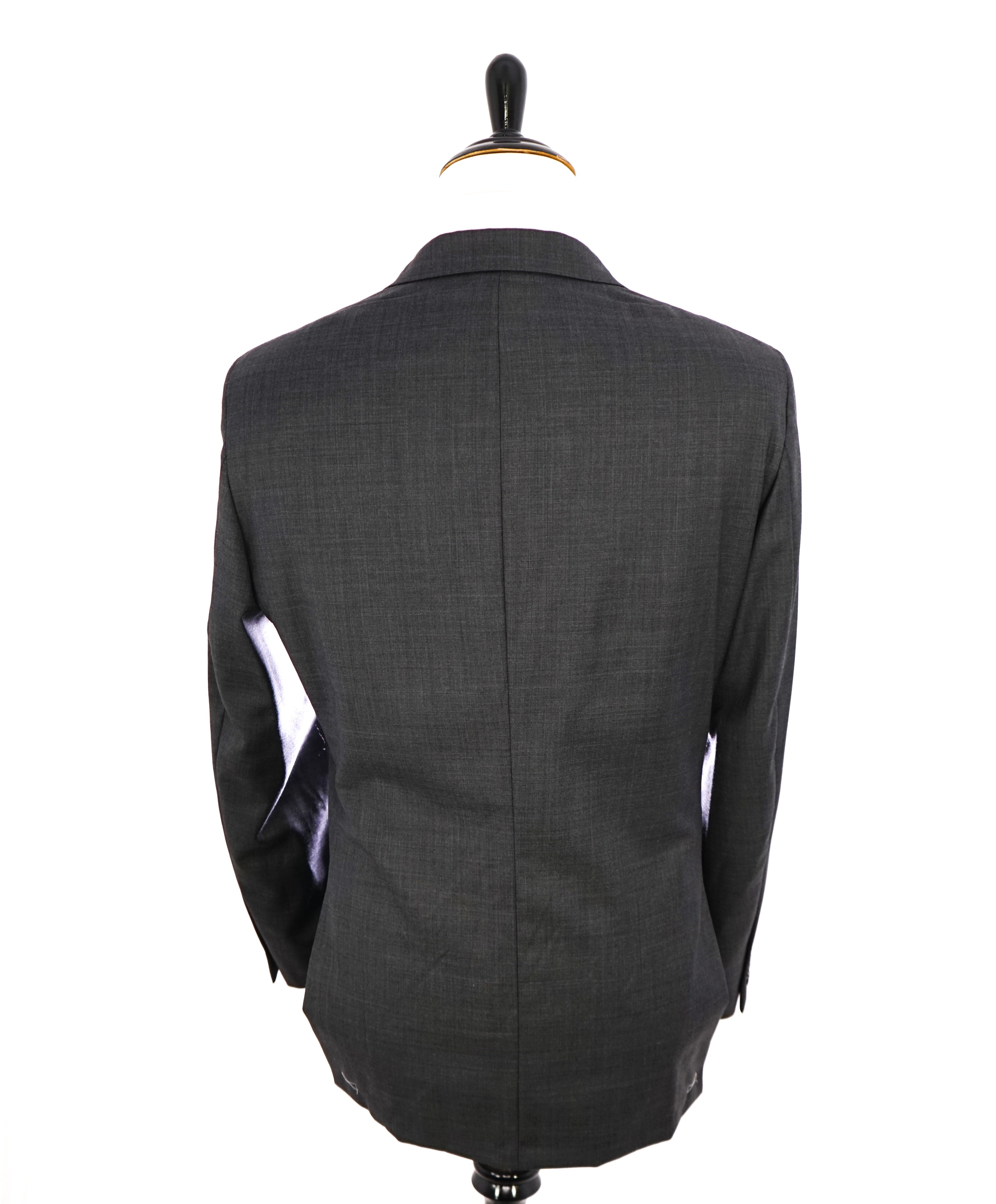 HICKEY FREEMAN - Gray Charcoal "Milburn ii" Notch Lapel Suit - 42R