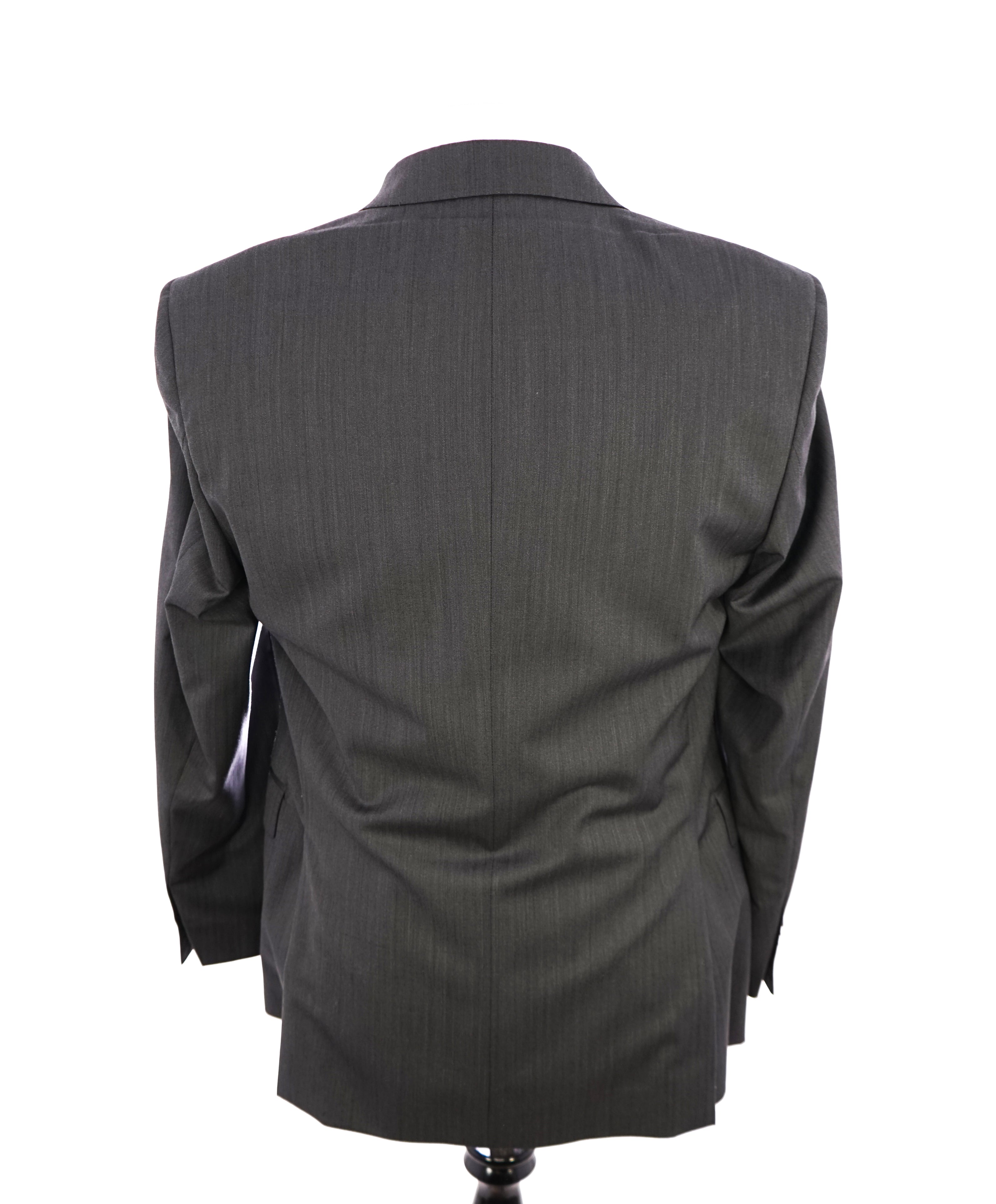 ERMENEGILDO ZEGNA - By SAKS FIFTH AVENUE "SLIM" Herringbone Gray Suit - 40R