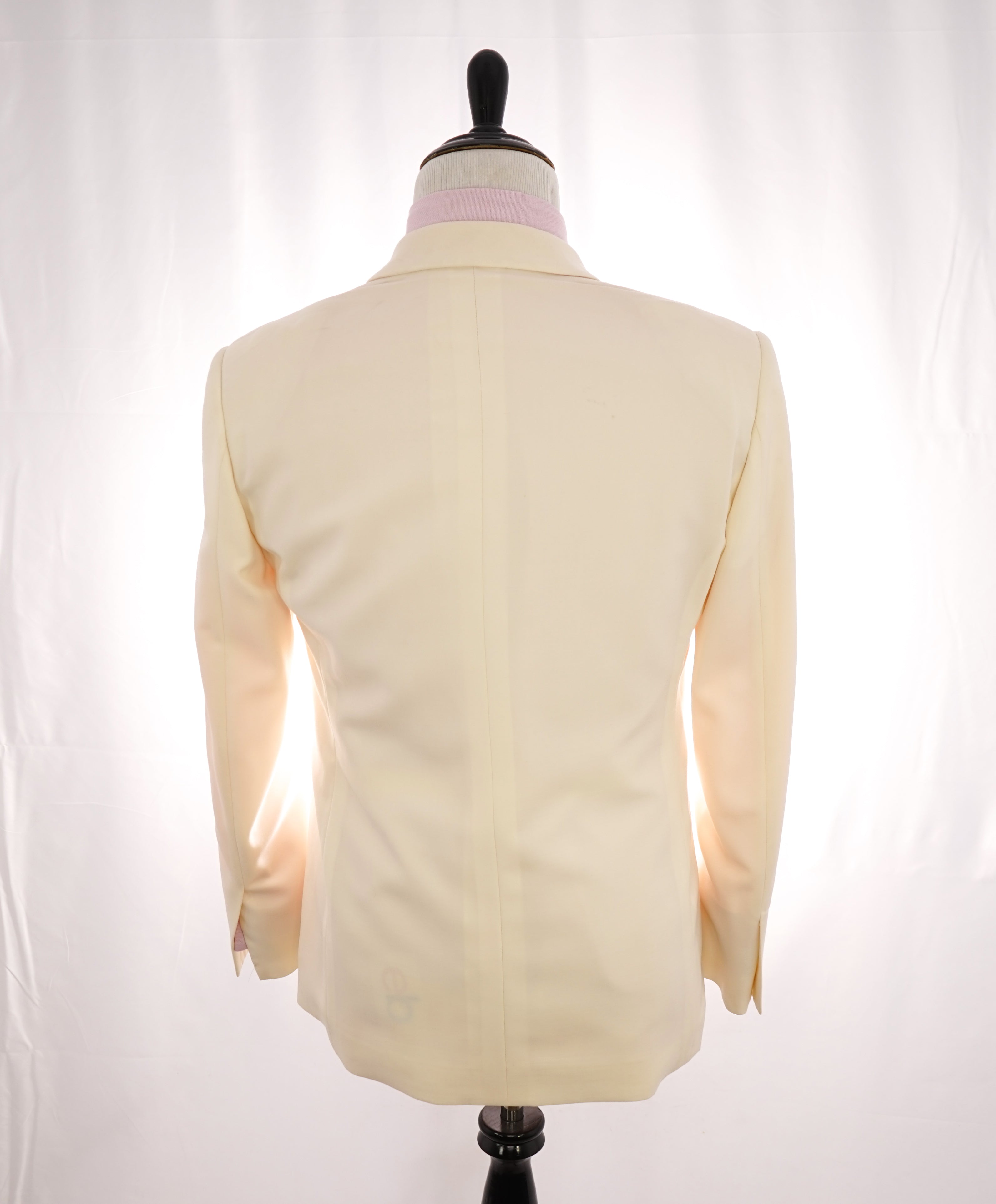 RALPH LAUREN PURPLE LABEL - Cream "BARATHEA" “Anthony 1B Shawl” Dinner Jacket - 40R