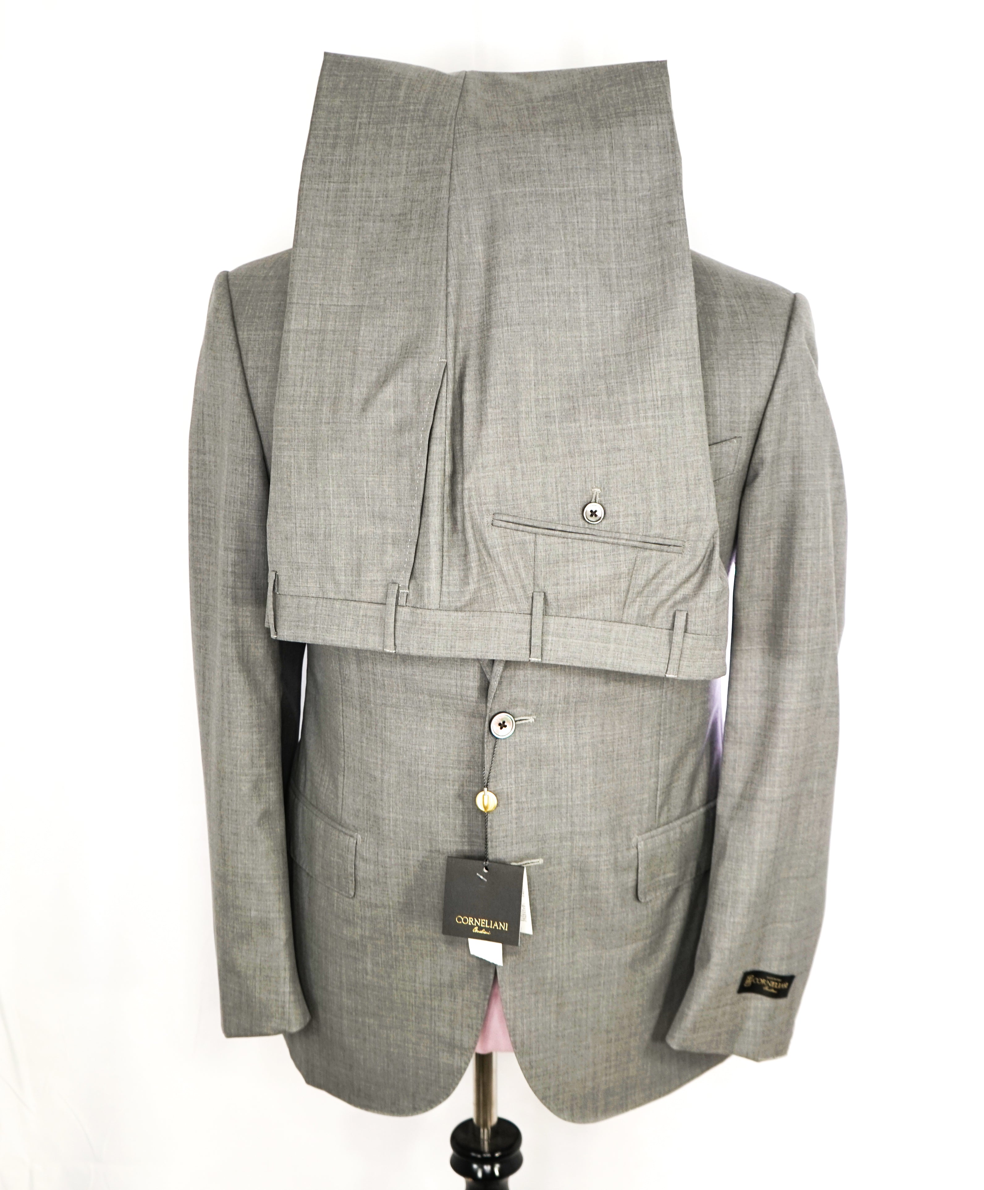 $2,395 CORNELIANI - "SUPER FINE WOOL" Light Gray 15,75 Microns Suit - 40R