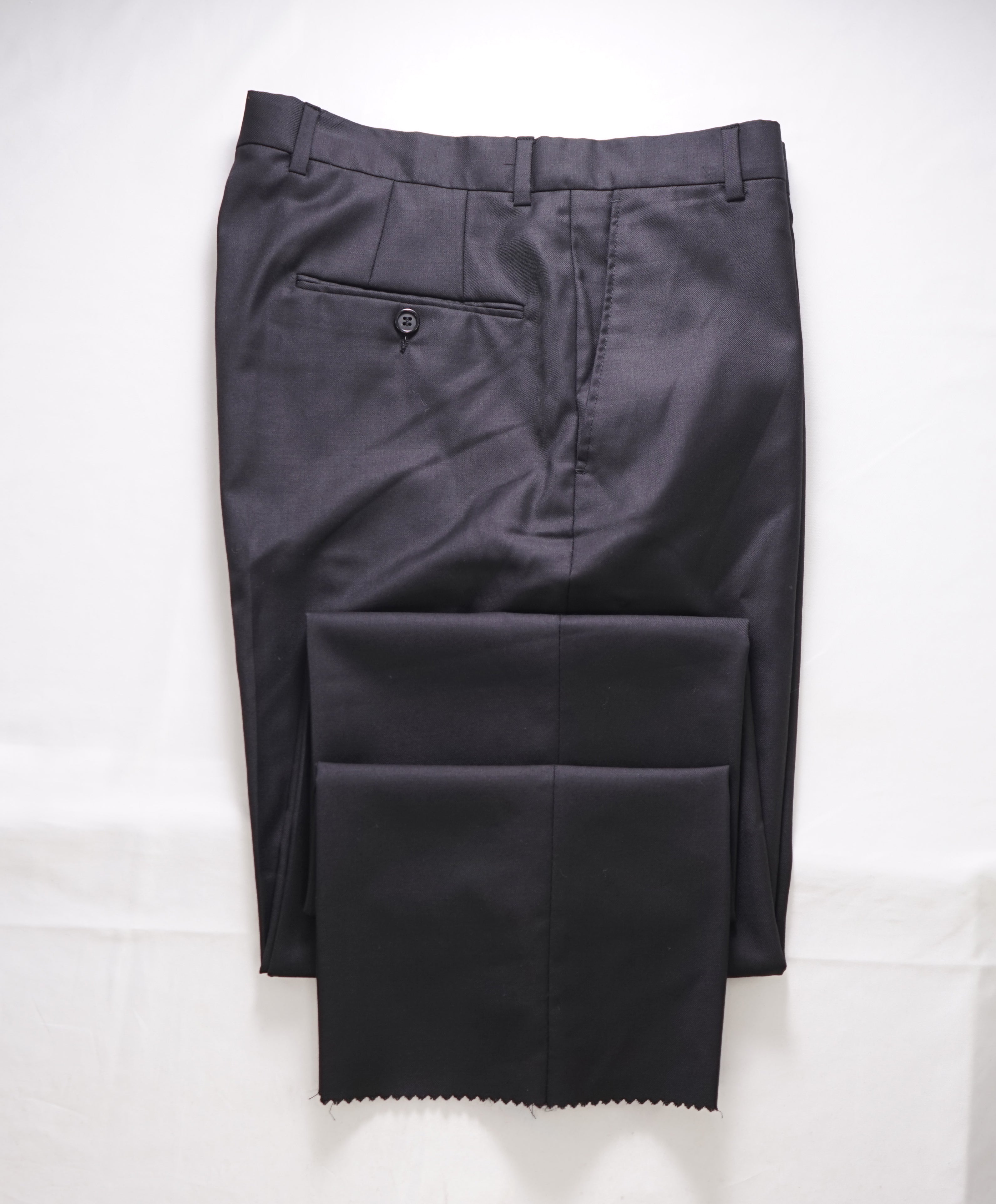 HICKEY FREEMAN - Black *CLOSET STAPLE*  Wool Flat Front Dress Pants - 32W